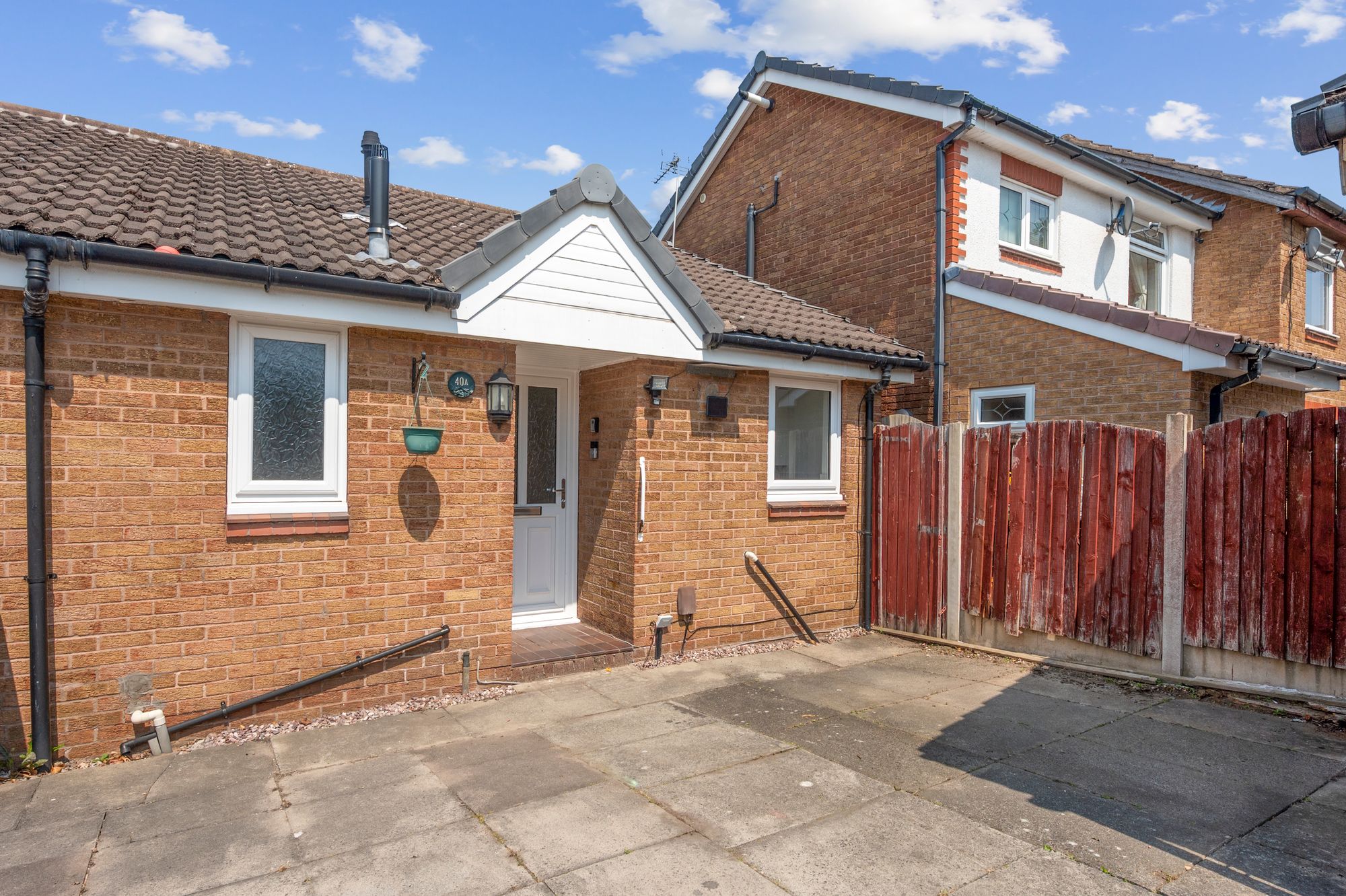Gairloch Close, Fearnhead, WA2