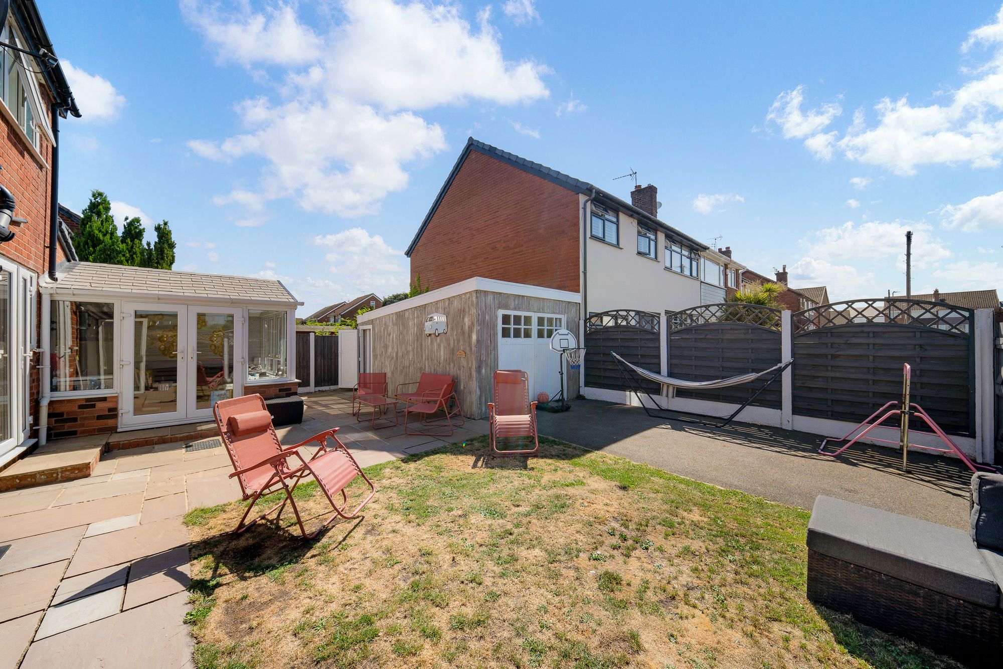 Hampton Drive, Widnes, WA8