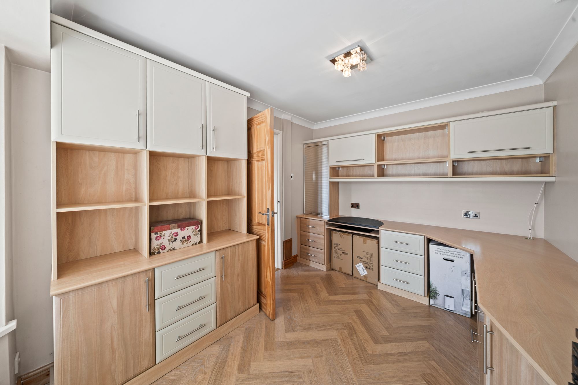Holdenbrook Close, Leigh, WN7