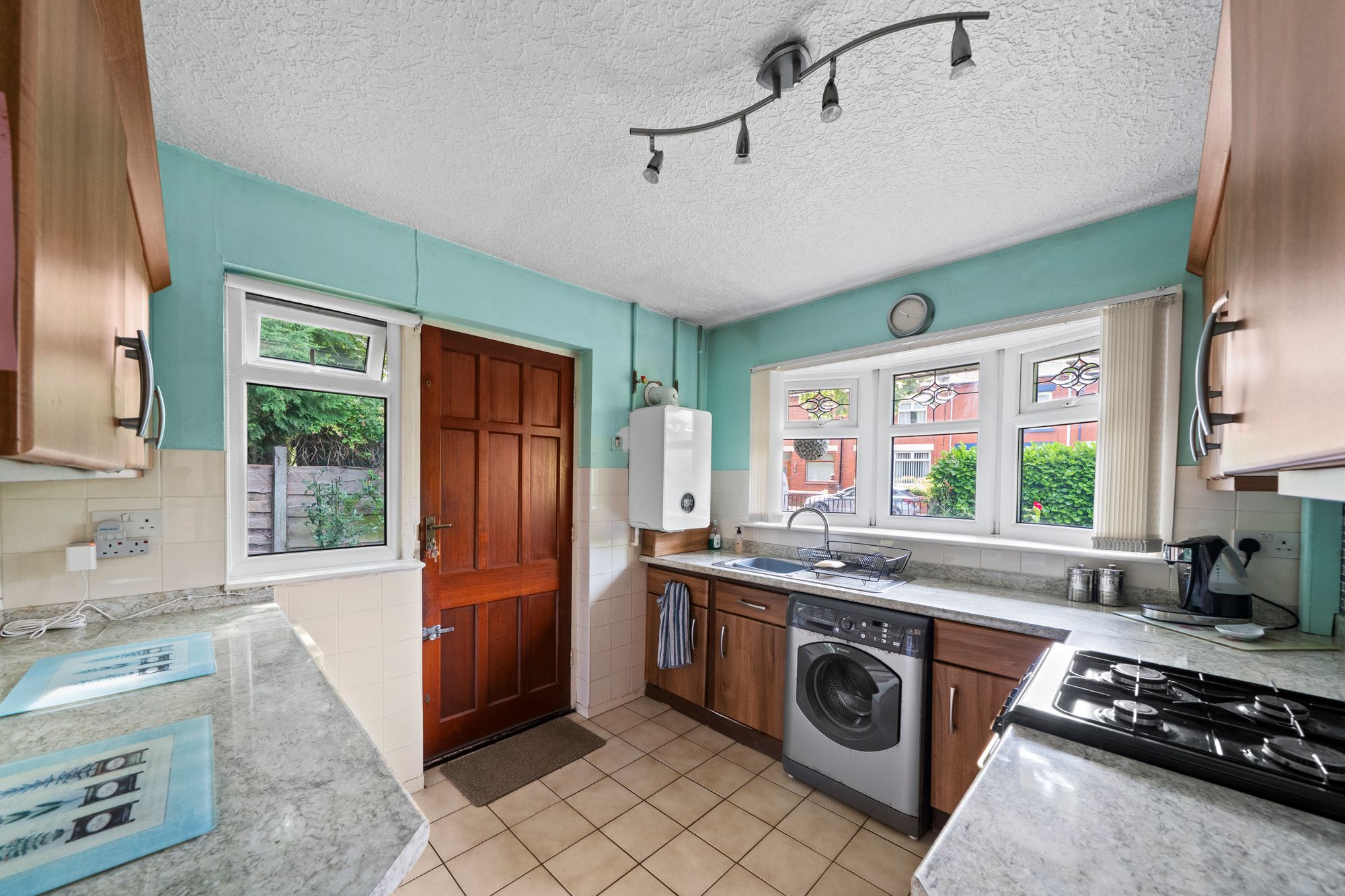 Squires Lane, Tyldesley, M29