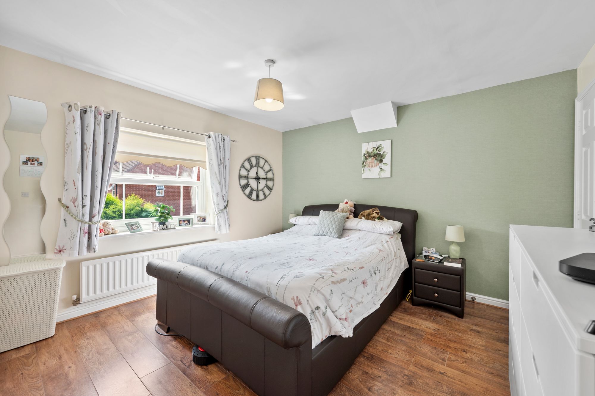 Templeton Drive, Fearnhead, WA2