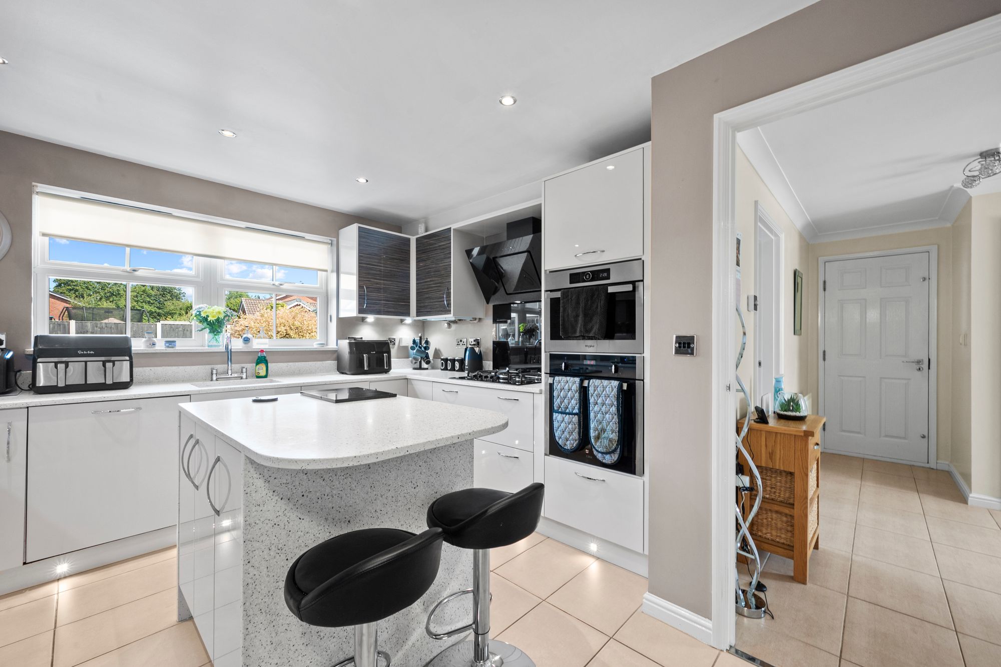 Templeton Drive, Fearnhead, WA2
