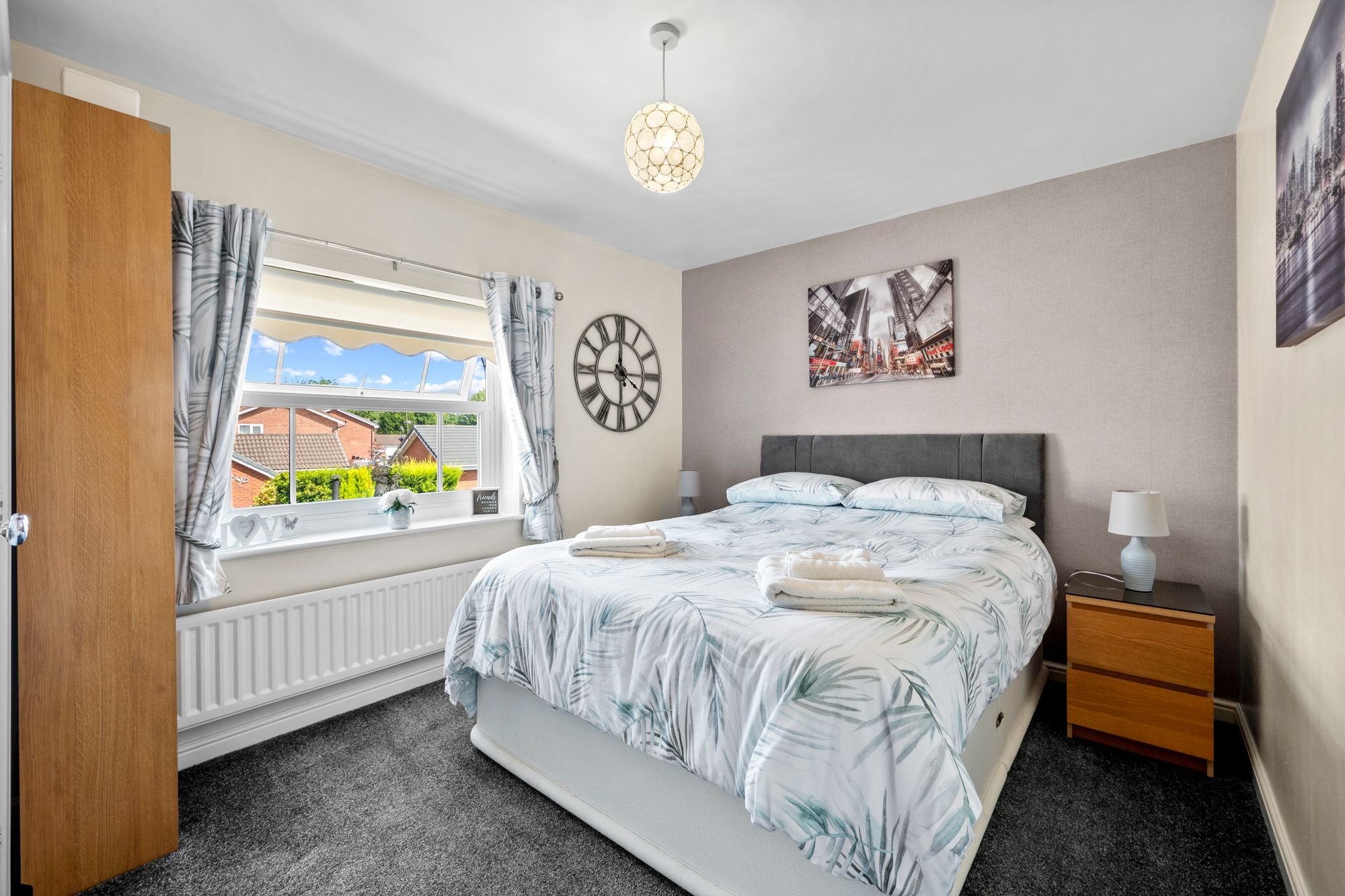 Templeton Drive, Fearnhead, WA2