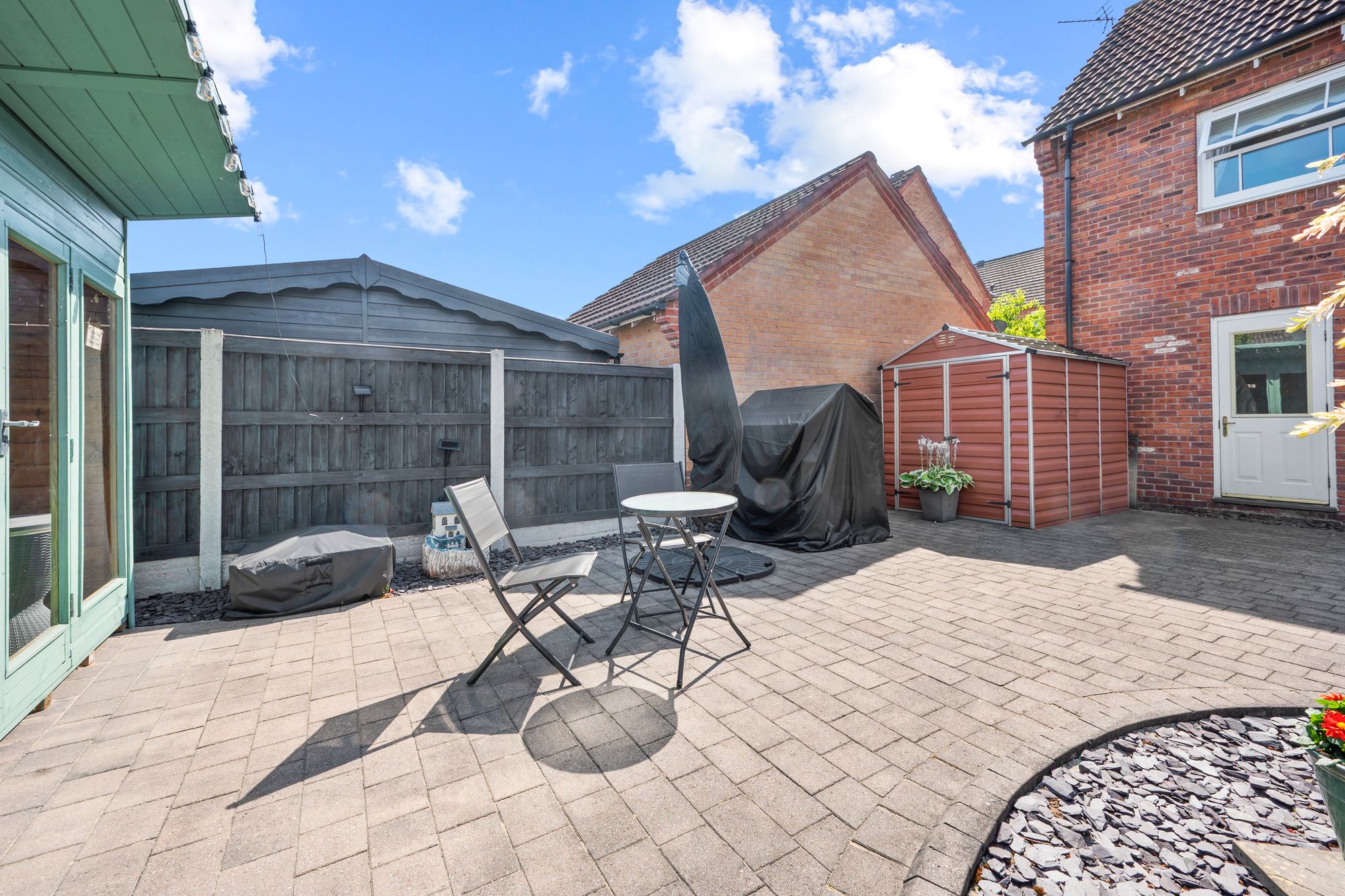Templeton Drive, Fearnhead, WA2
