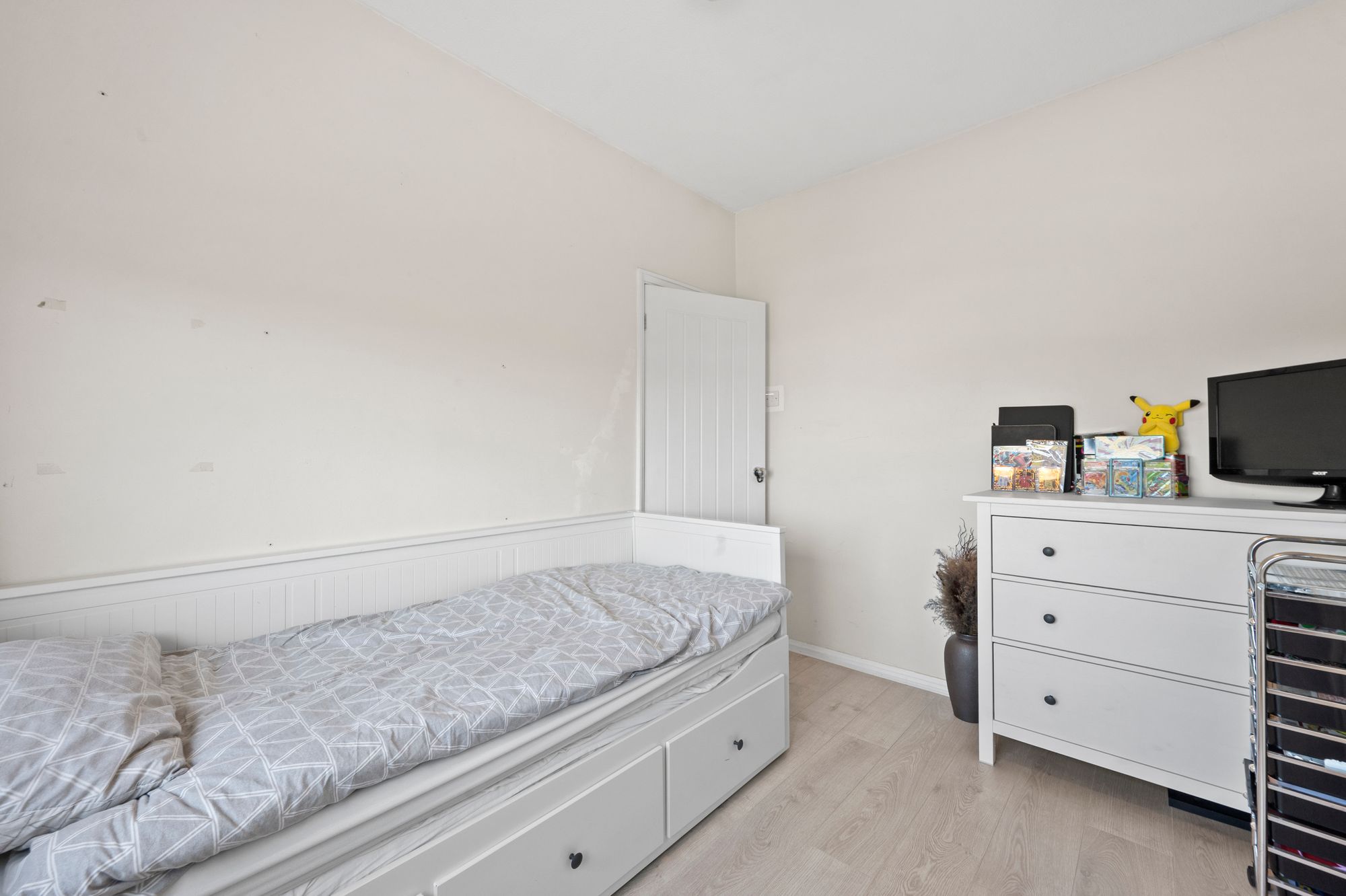 Chisnall Avenue, St. Helens, WA10