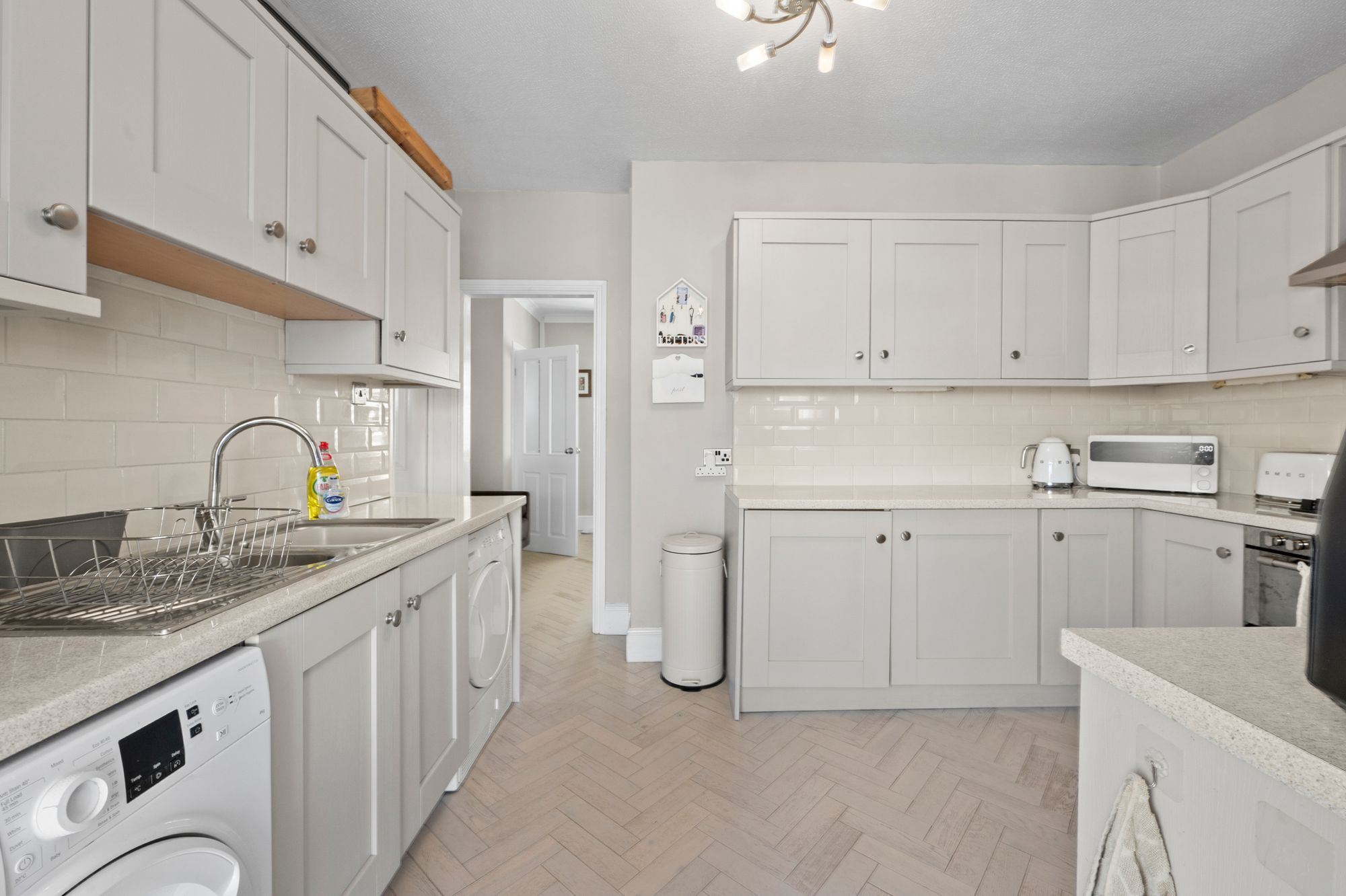 Chisnall Avenue, St. Helens, WA10