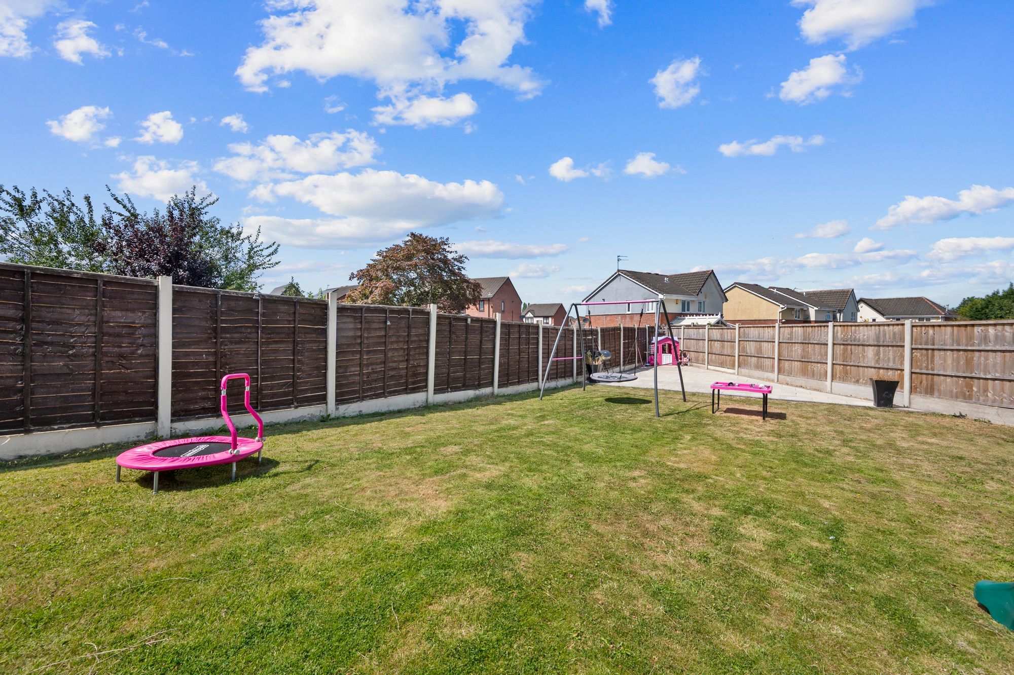 Chisnall Avenue, St. Helens, WA10
