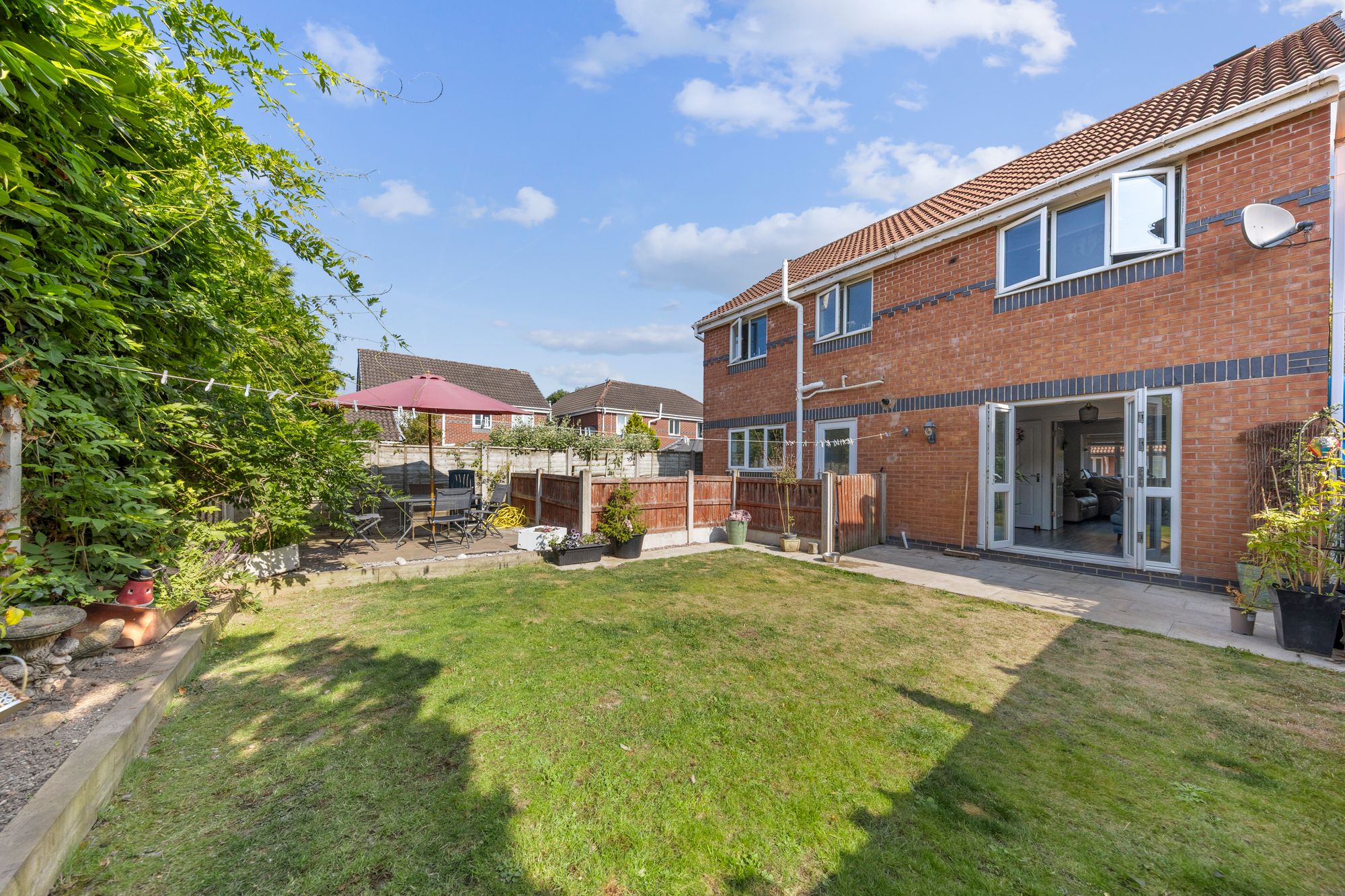 Pride Close, Newton-Le-Willows, WA12