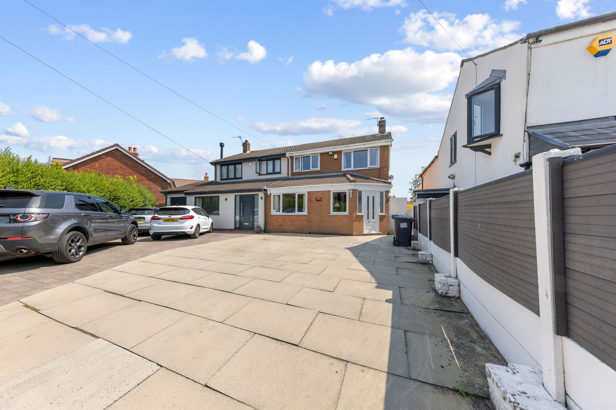 Lord Street, Croft, WA3