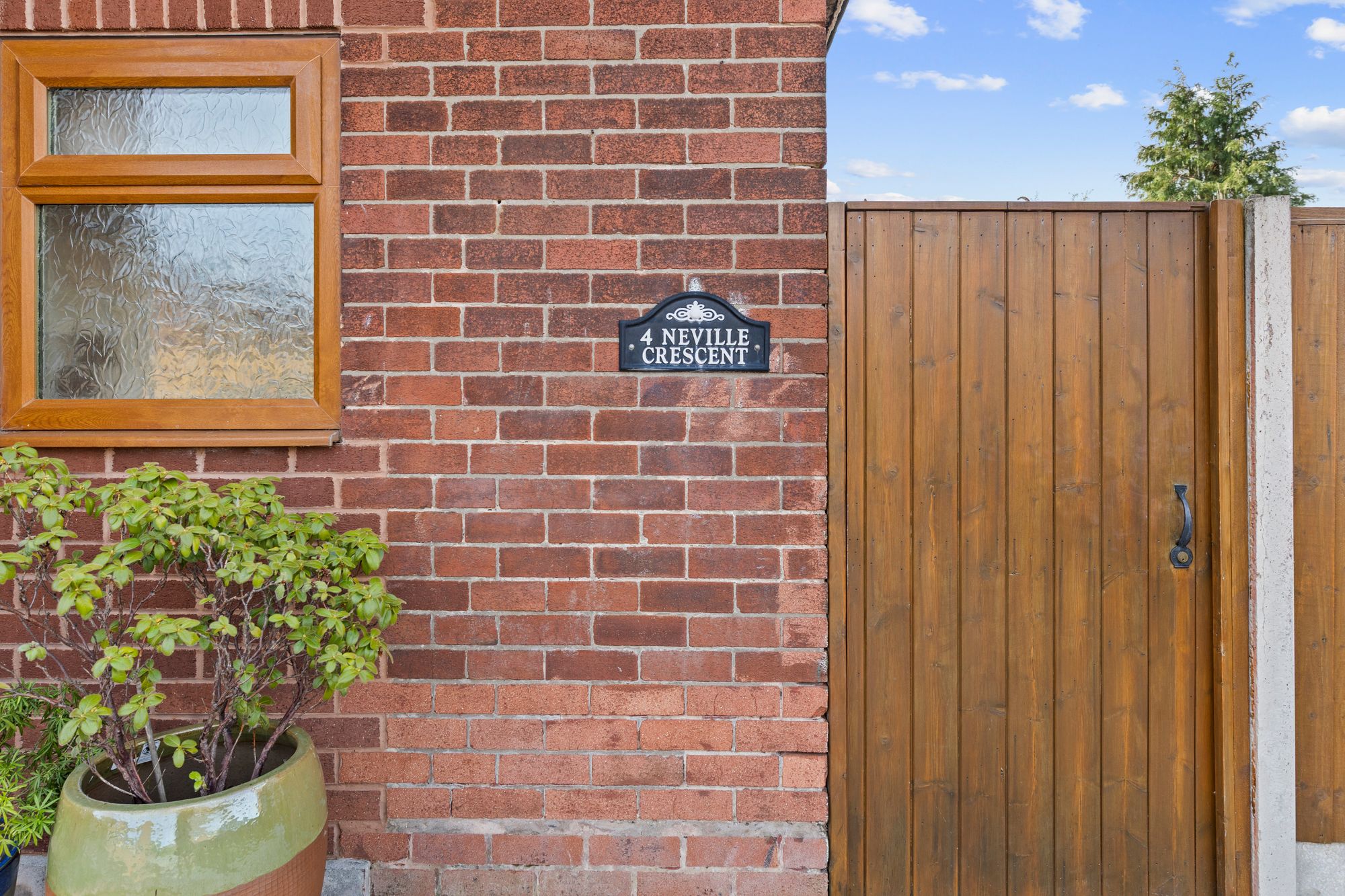 Neville Crescent, Penketh, WA5