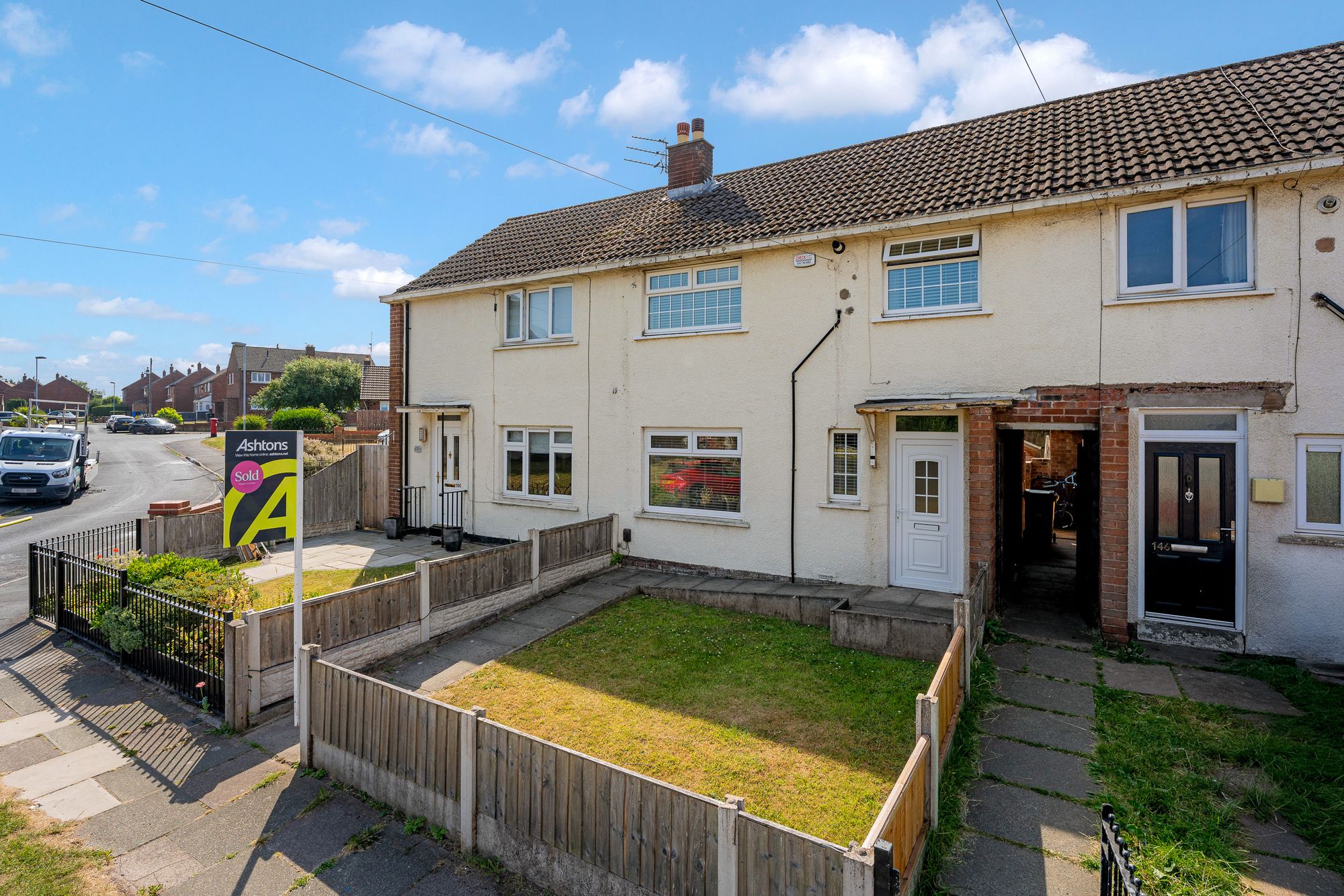 Avondale Drive, Widnes, WA8