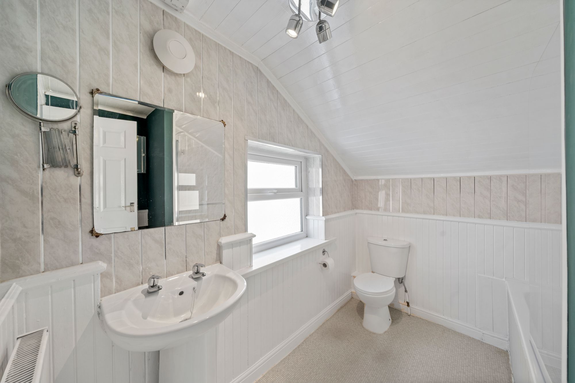 Mercer Street, Newton-Le-Willows, WA12