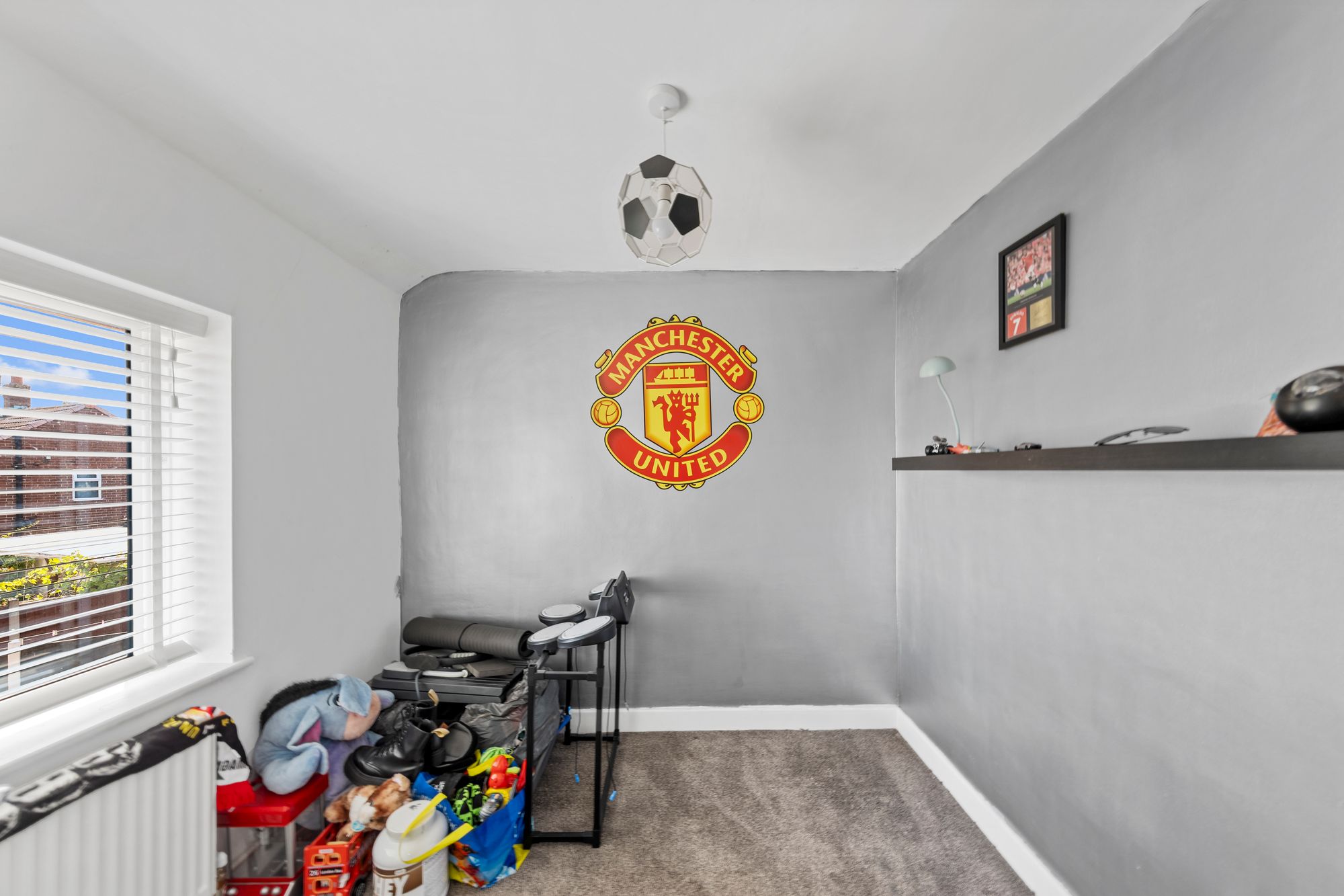 Alder Road, Lowton, WA3
