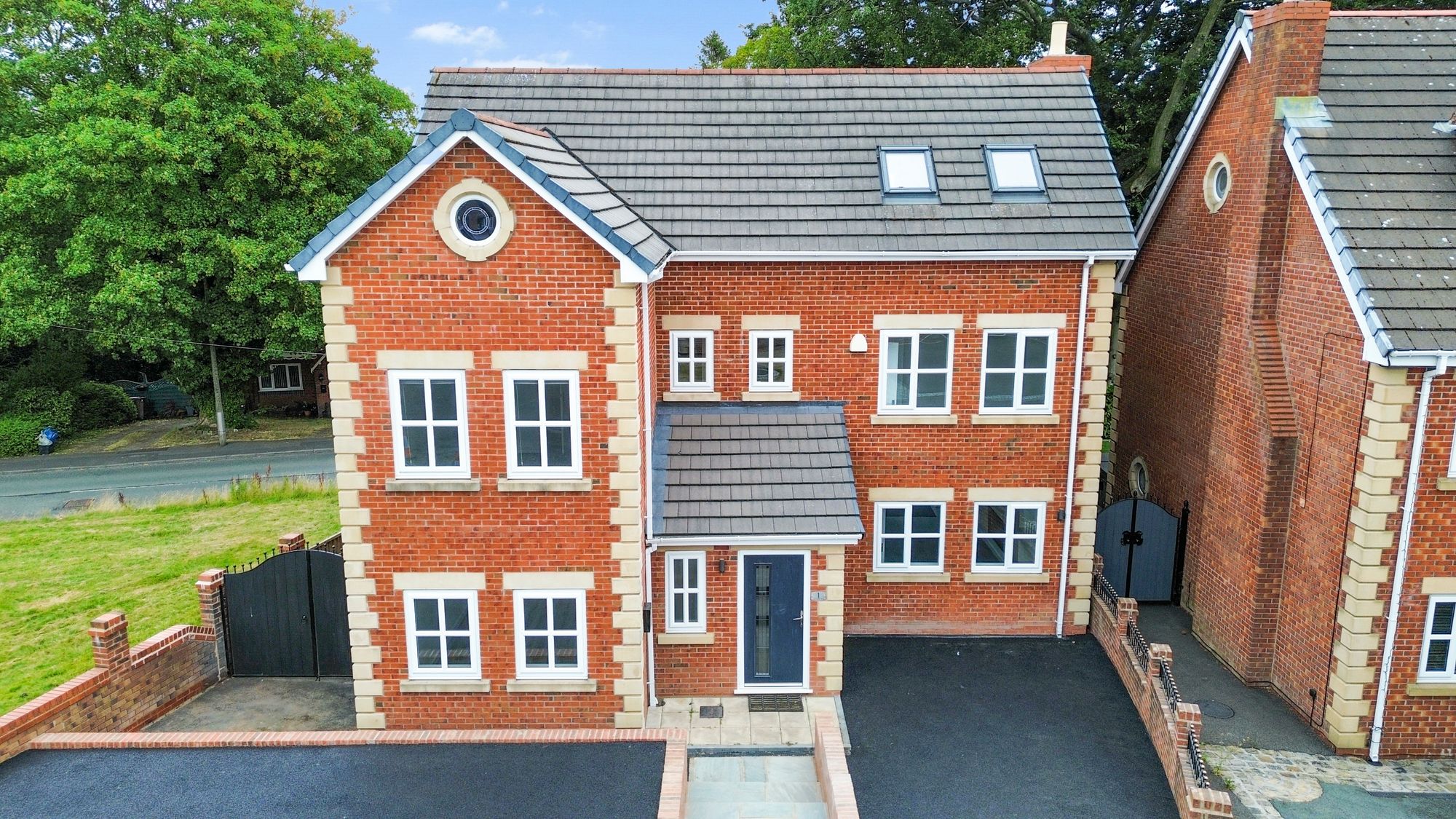 Lavender Walk, Ashton-In-Makerfield, WN4