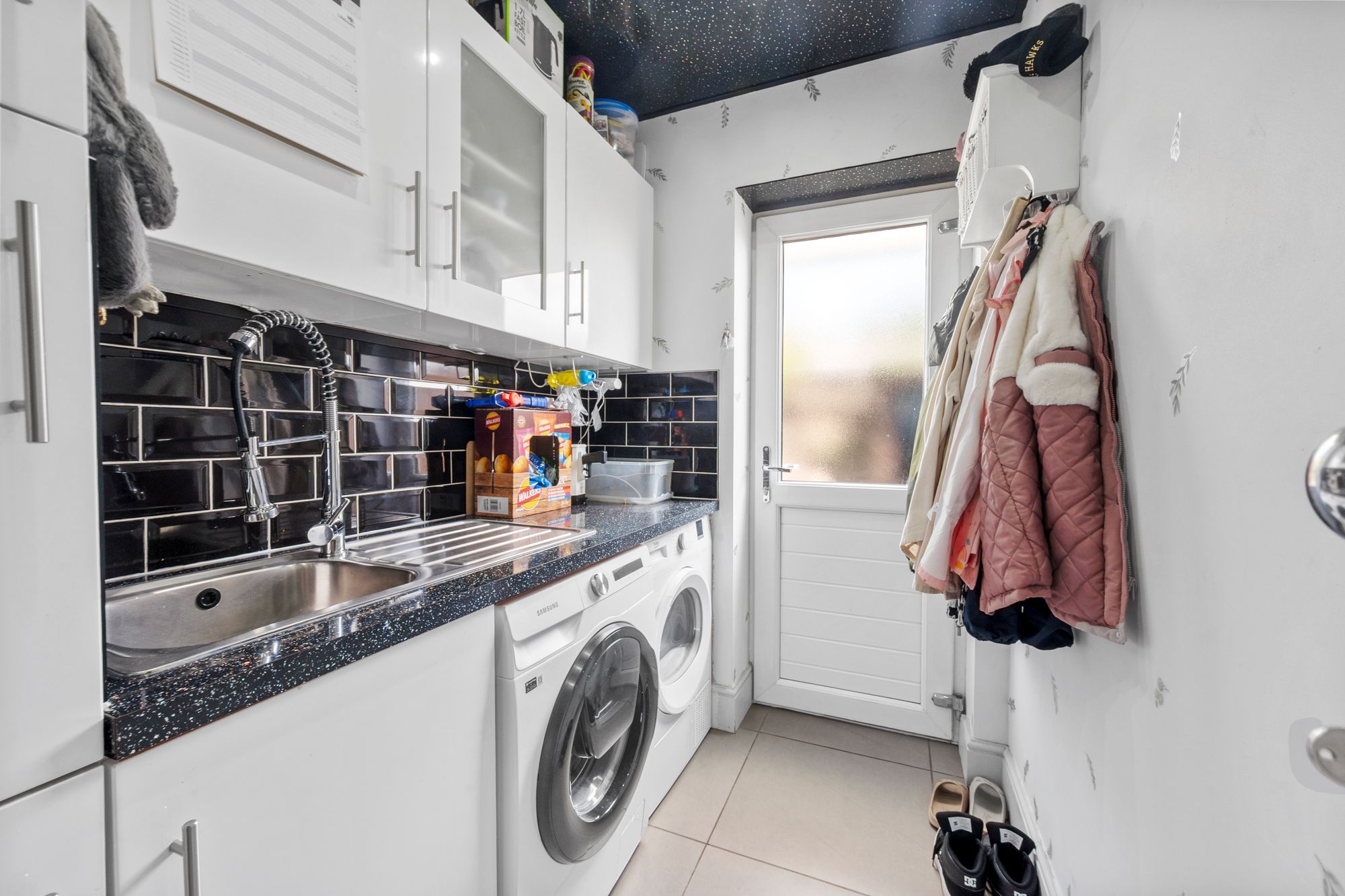 Ainsworth Road, Dentons Green, WA10