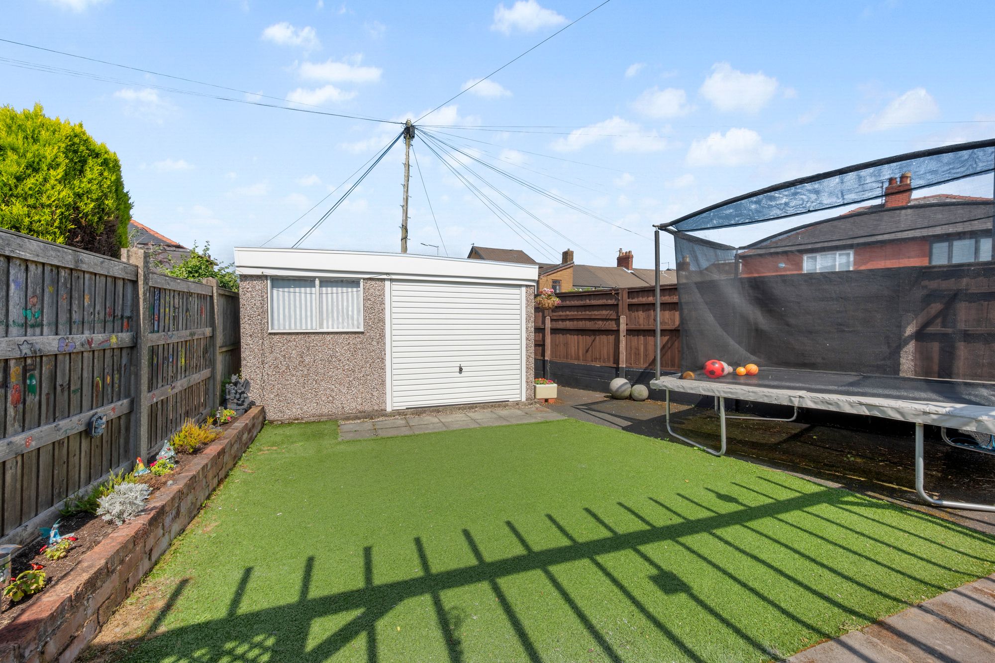 Ainsworth Road, Dentons Green, WA10