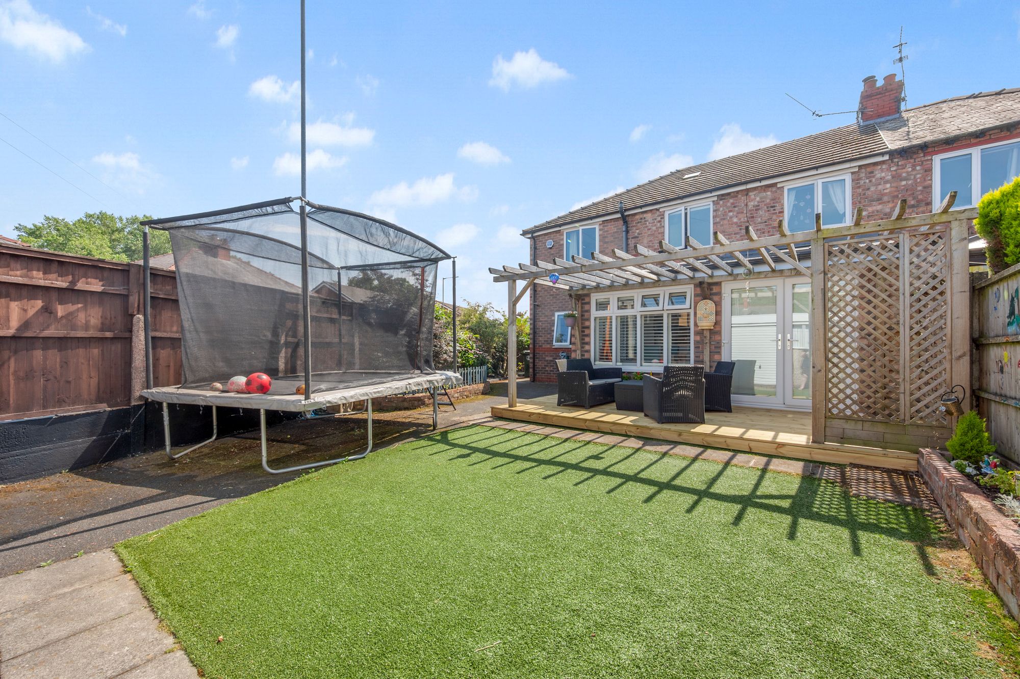 Ainsworth Road, Dentons Green, WA10