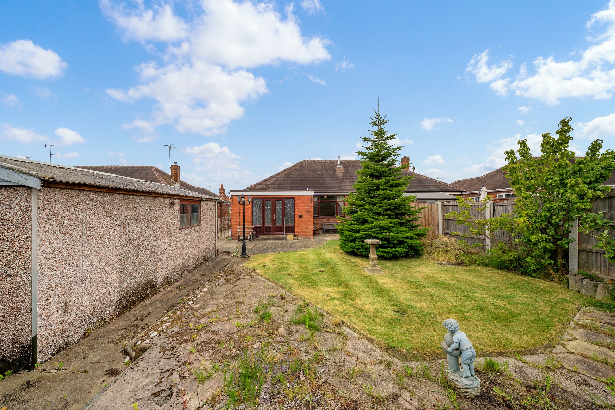 Springfield Road, Widnes, WA8