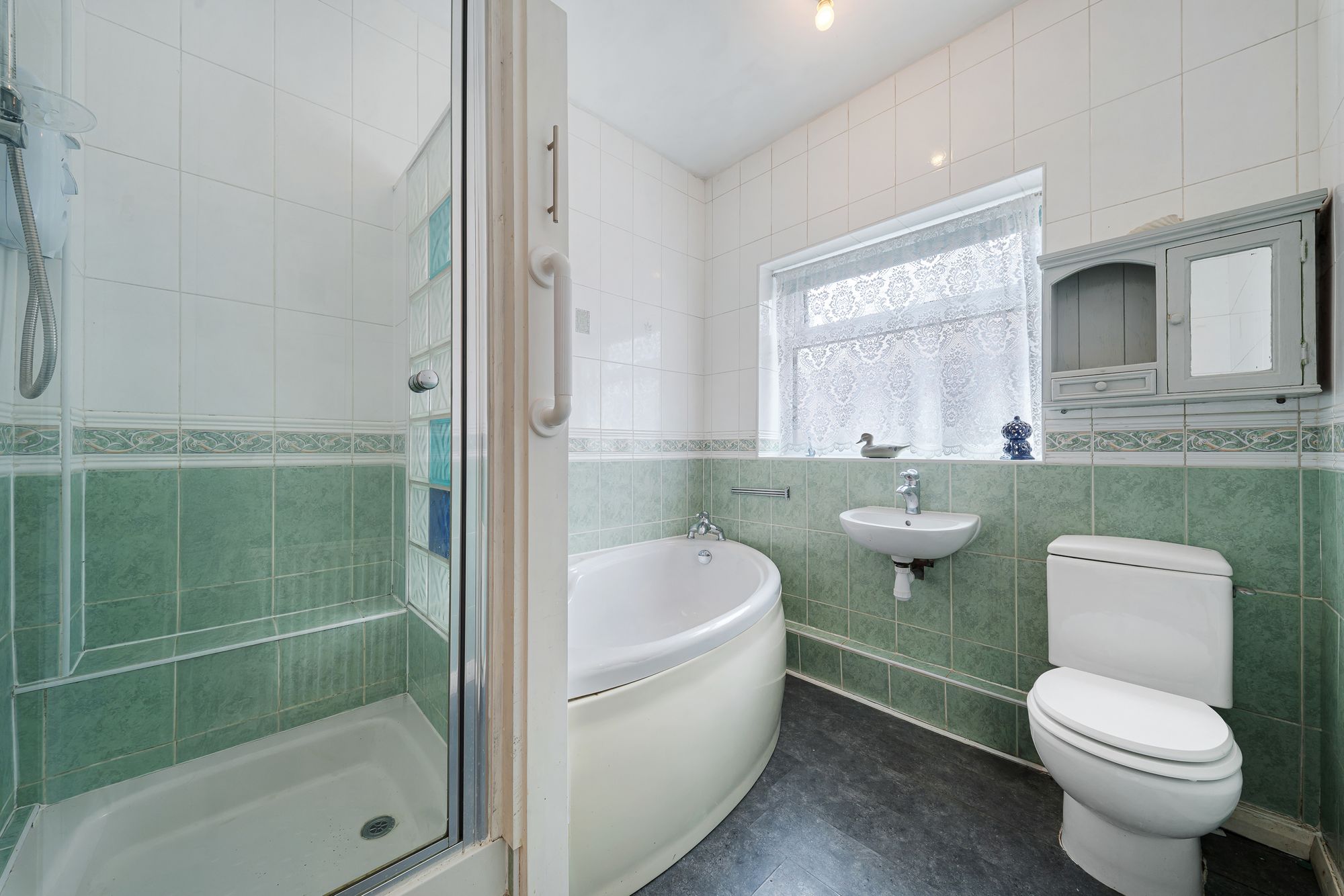 Springfield Road, Widnes, WA8