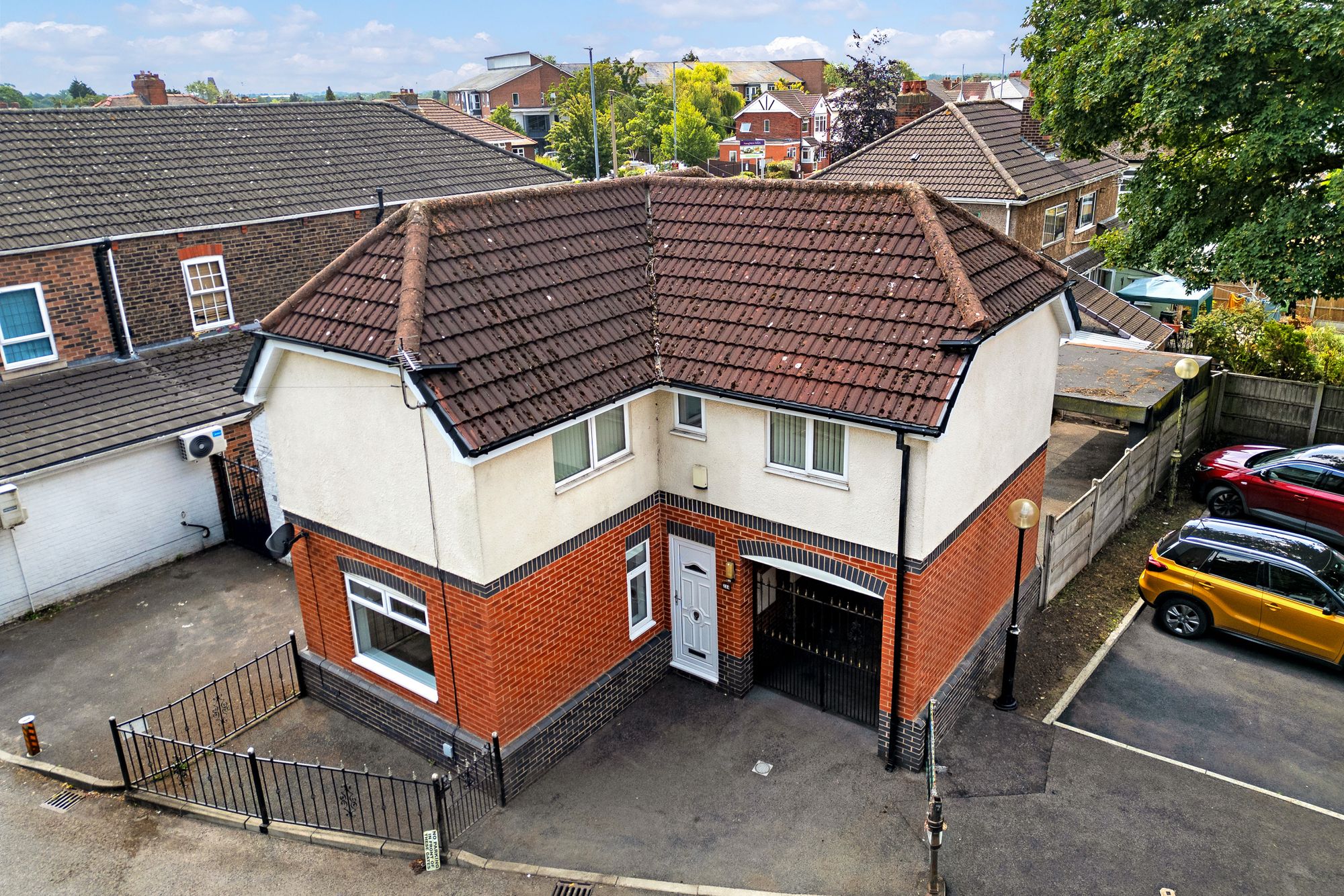 Liverpool Road, Widnes, WA8