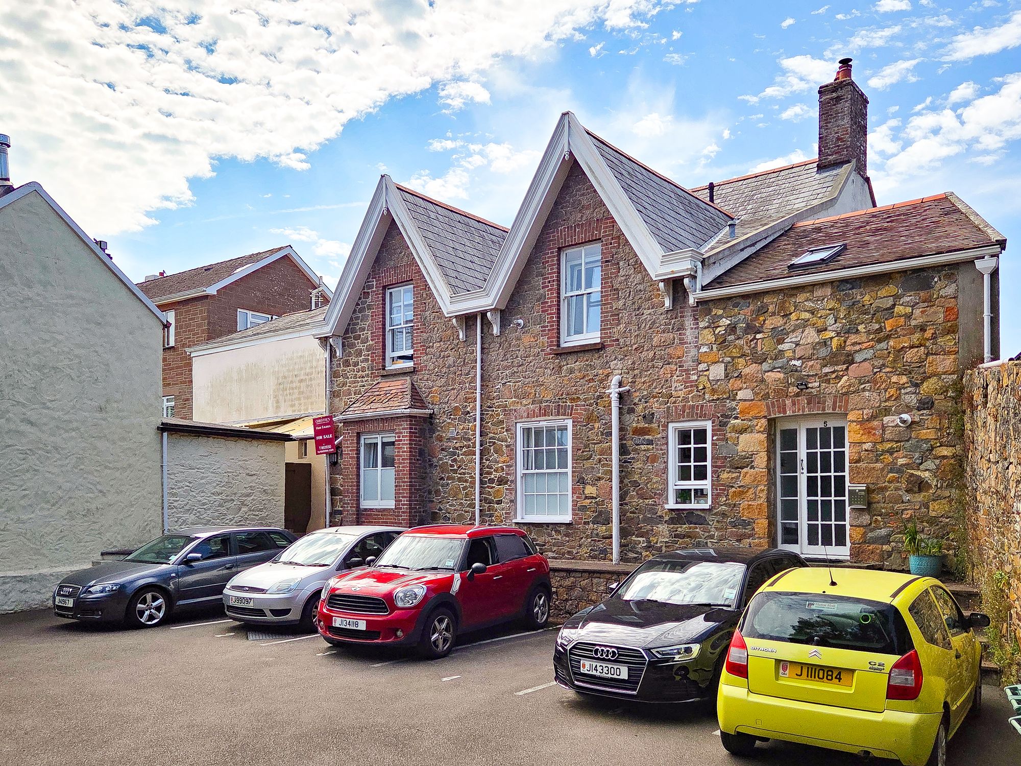 1 bed Apartment For Sale in St. Saviour, Jersey