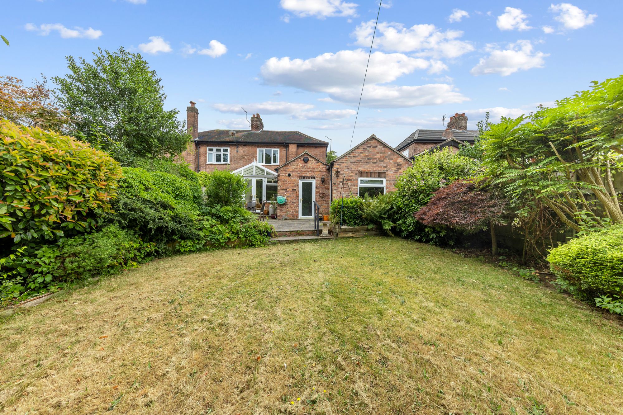 Broomfields Road, Appleton, WA4
