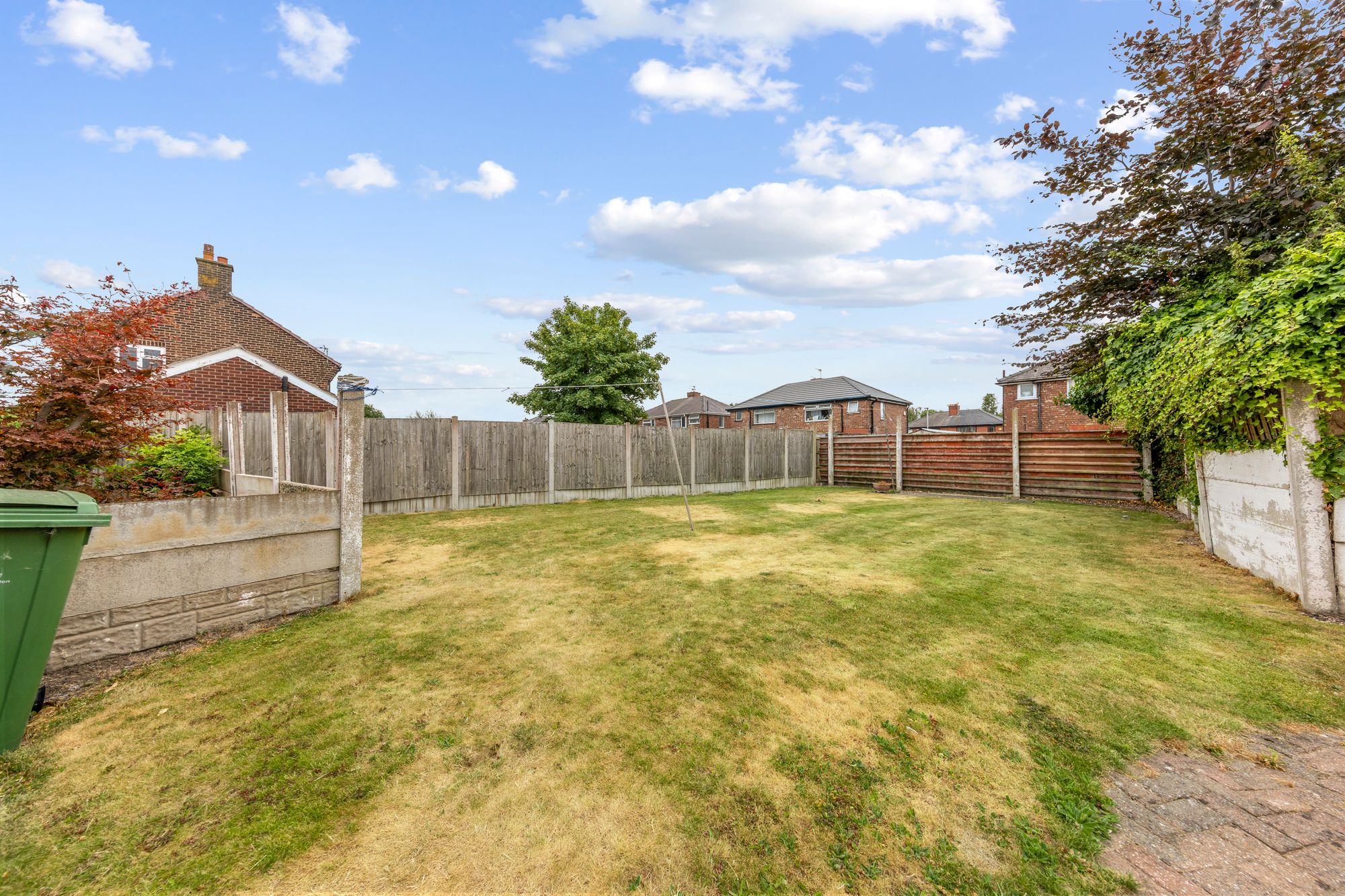 Langton Green, Woolston, WA1