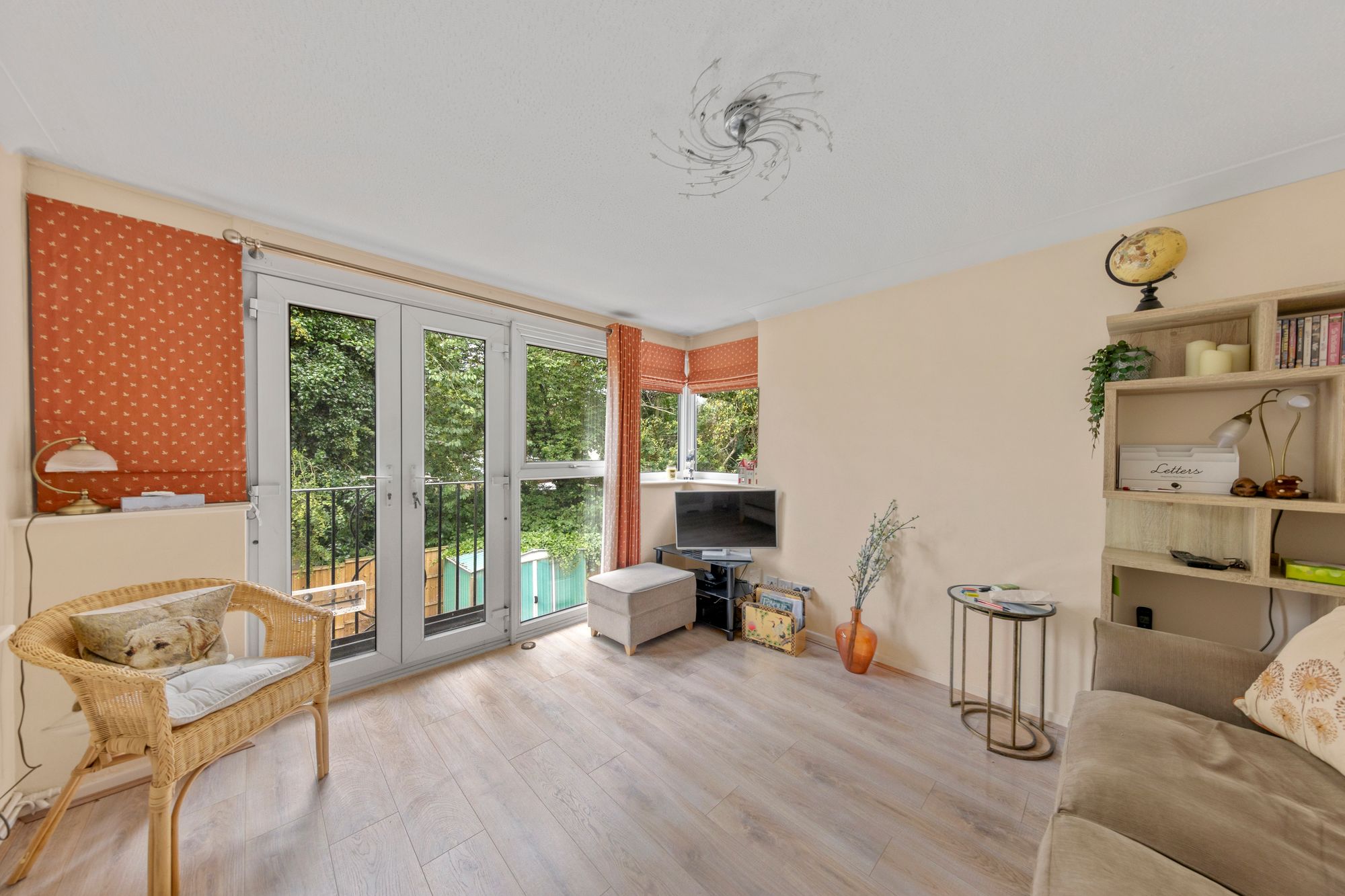 Nansen Close, Old Hall, WA5