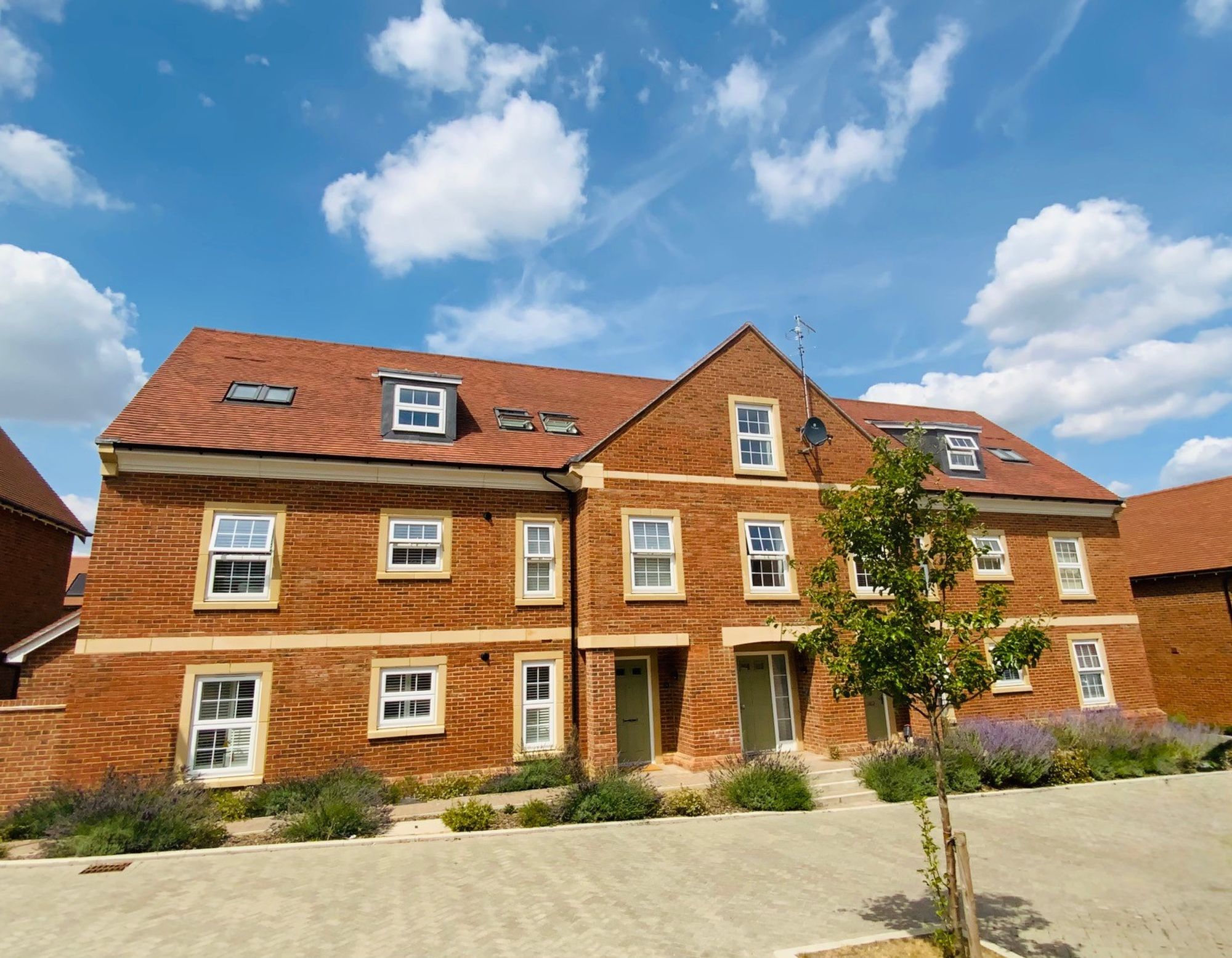 Flat 4, 5-7 Concorde Road, Allington