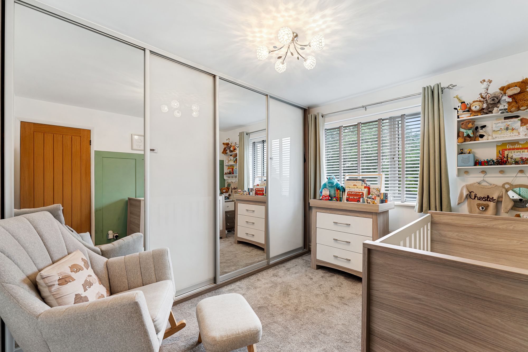 St. Marys Road, Halton, WA7