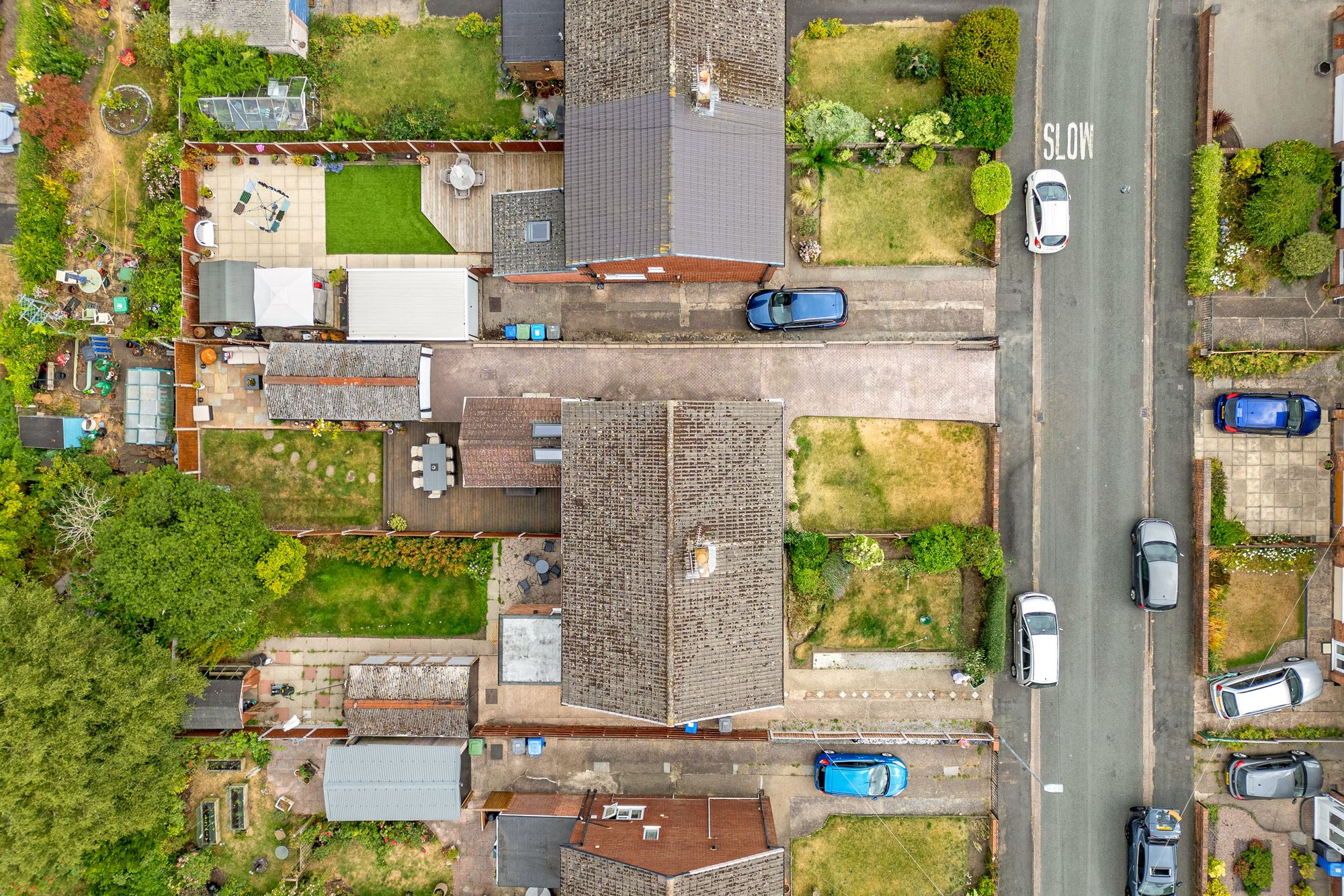 St. Marys Road, Halton, WA7