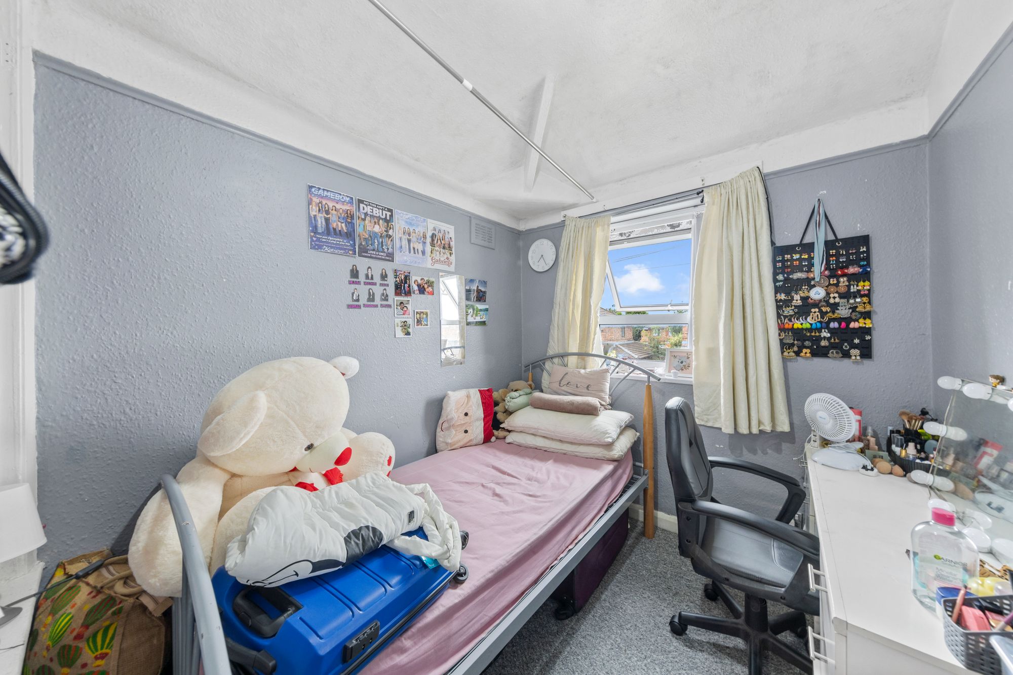 Rixton Avenue, Warrington, WA5