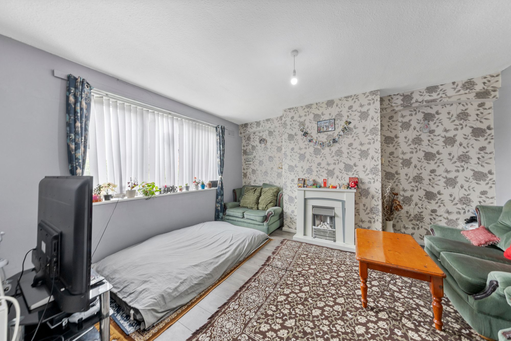 Rixton Avenue, Warrington, WA5