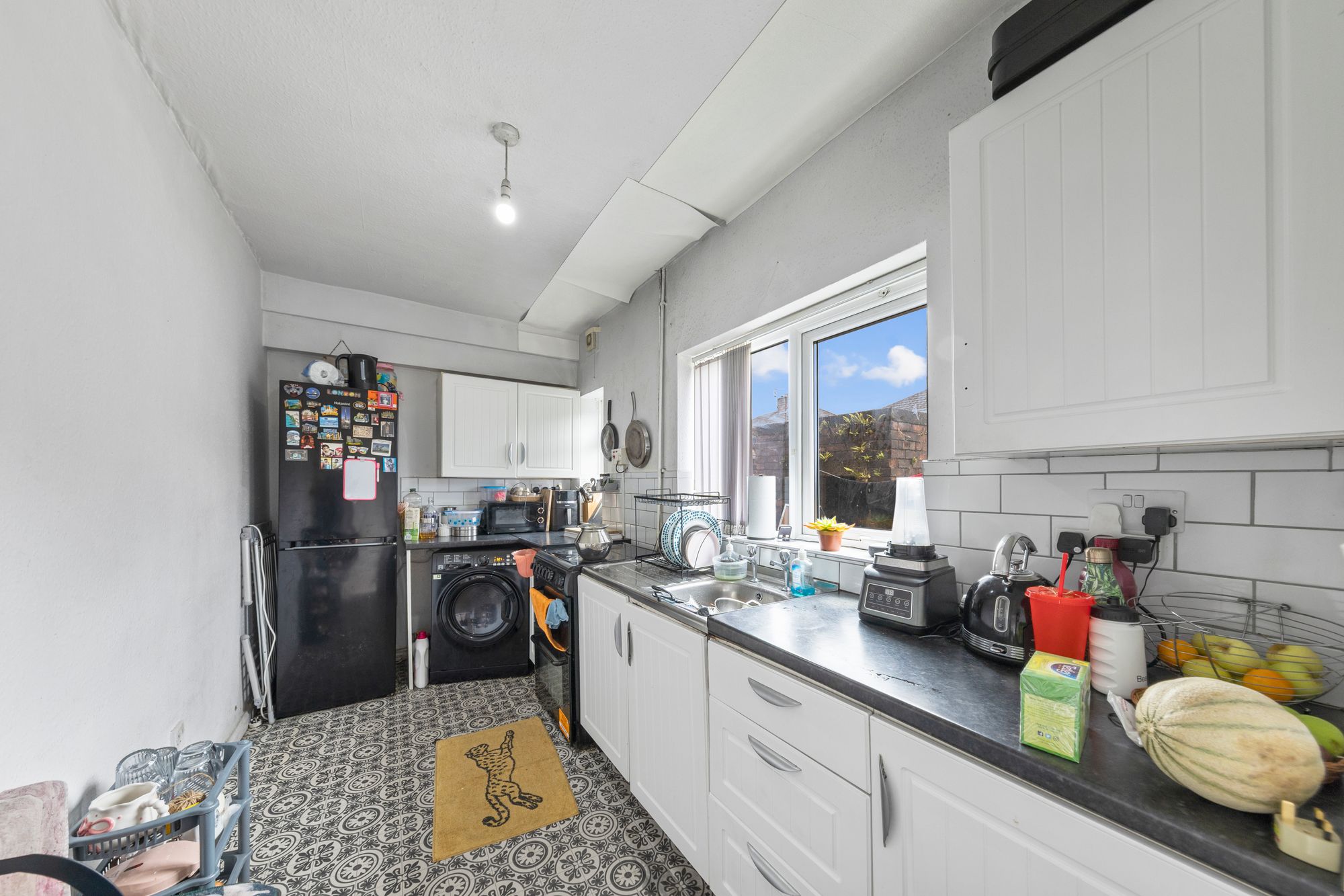 Rixton Avenue, Warrington, WA5