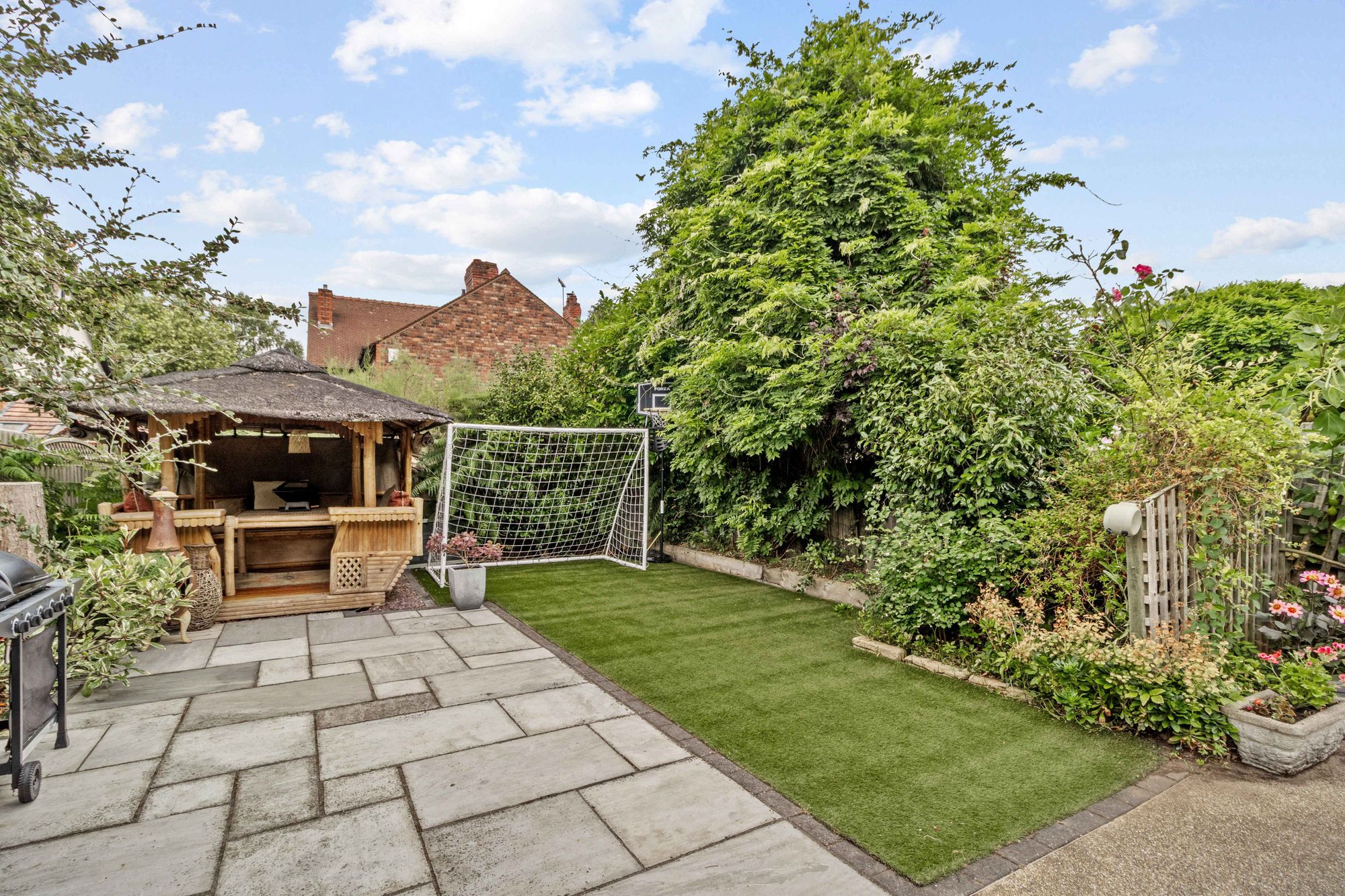 Newlands Road, Stockton Heath, WA4