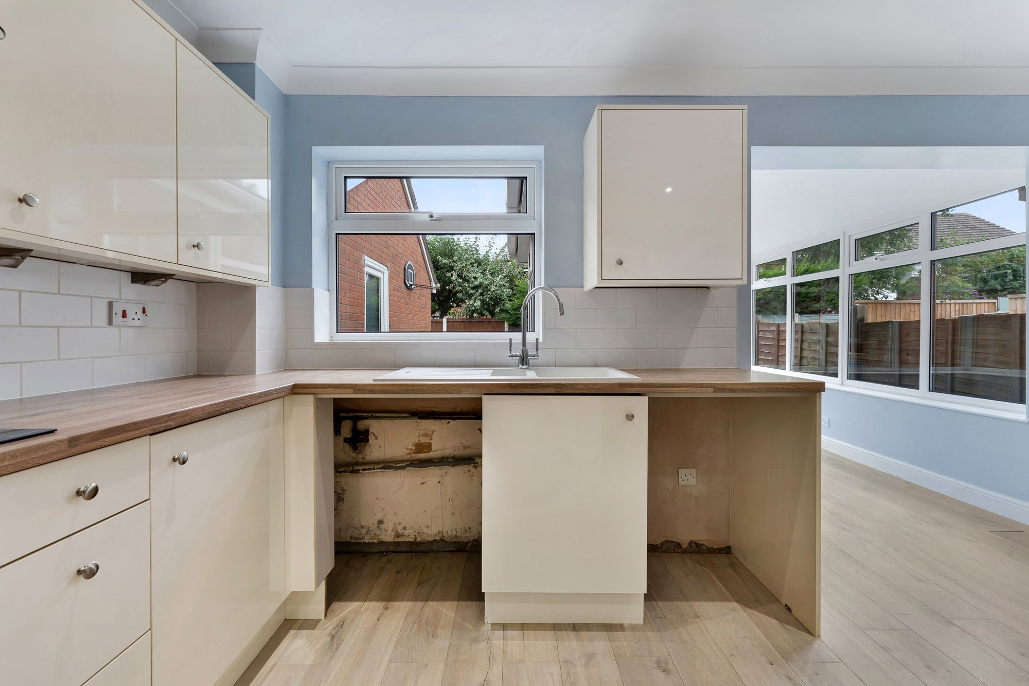 Calverley Close, Brookvale, WA7