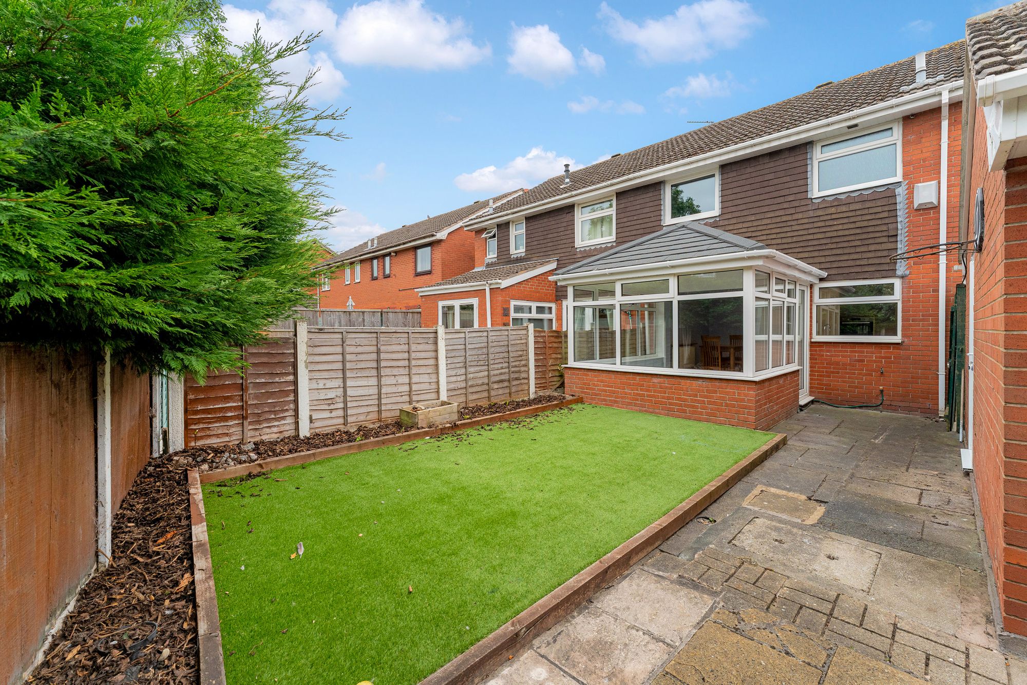 Calverley Close, Brookvale, WA7
