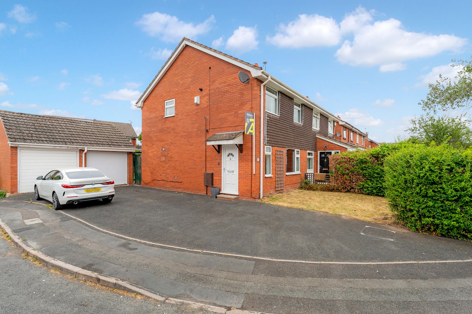 Calverley Close, Brookvale, WA7