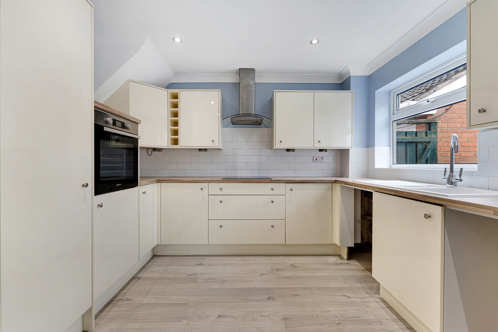 Calverley Close, Brookvale, WA7