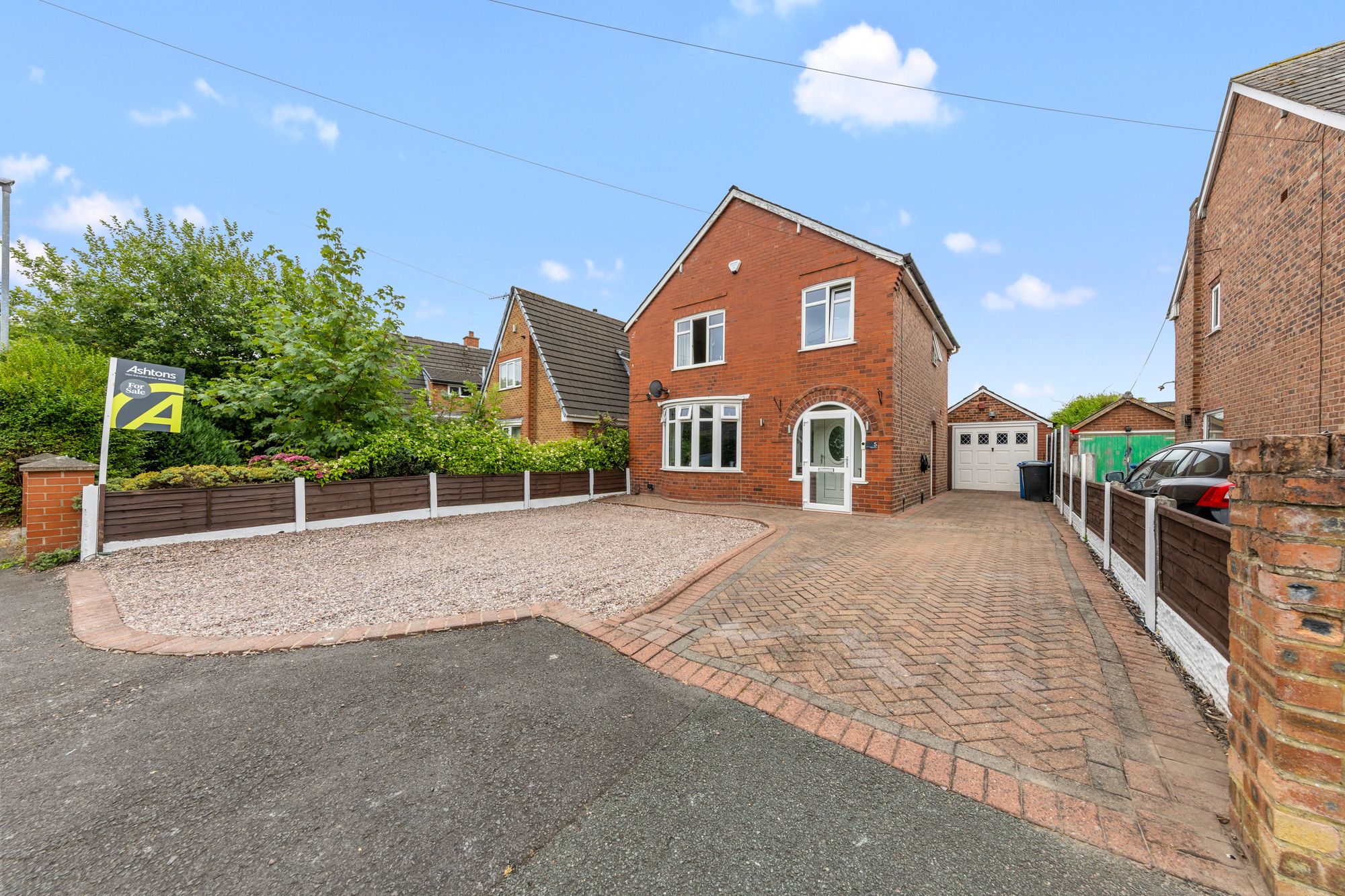 Nook Lane, Fearnhead, WA2