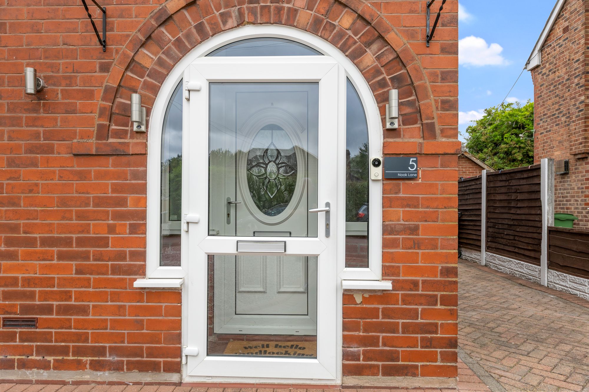Nook Lane, Fearnhead, WA2