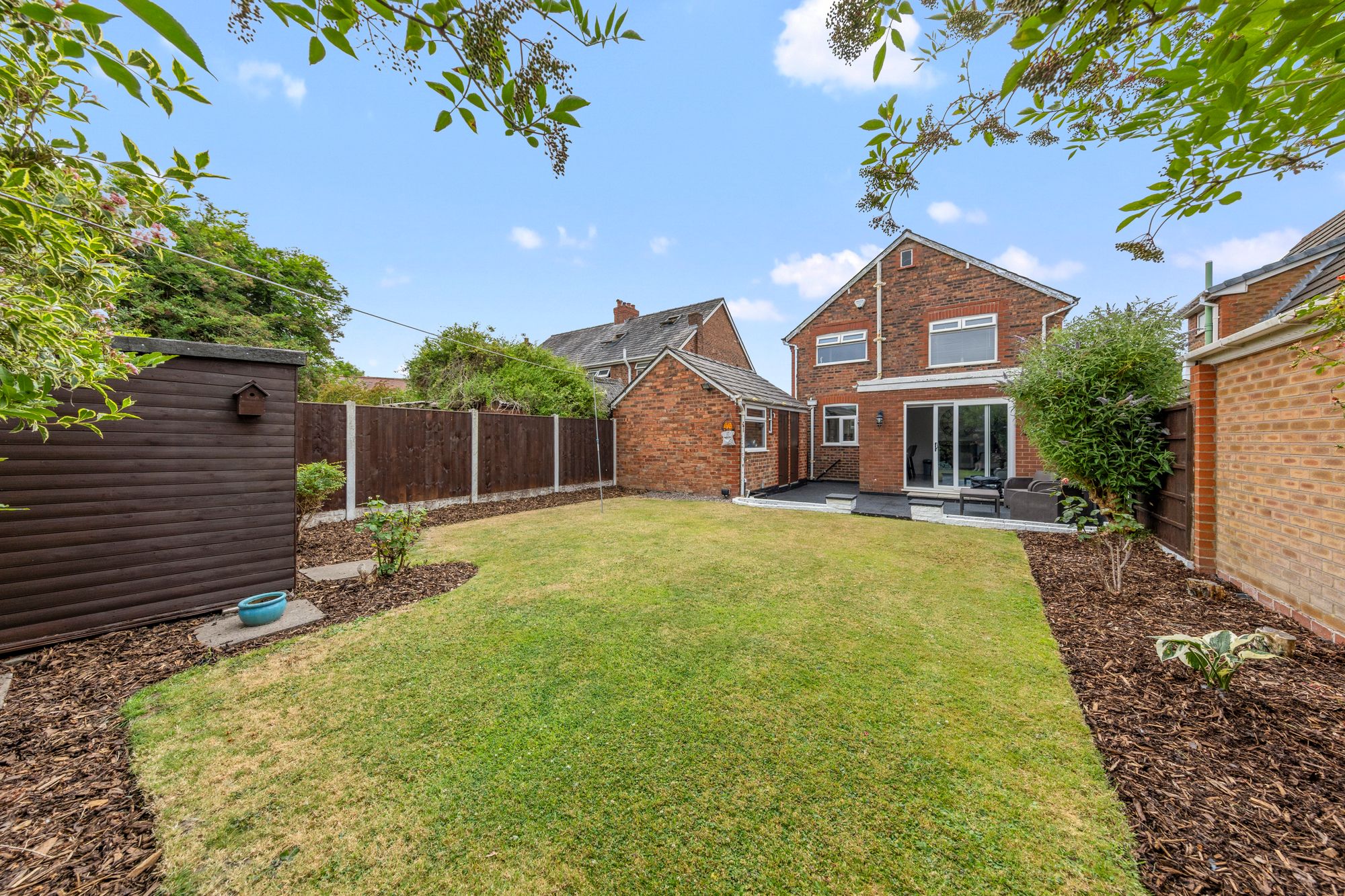 Nook Lane, Fearnhead, WA2