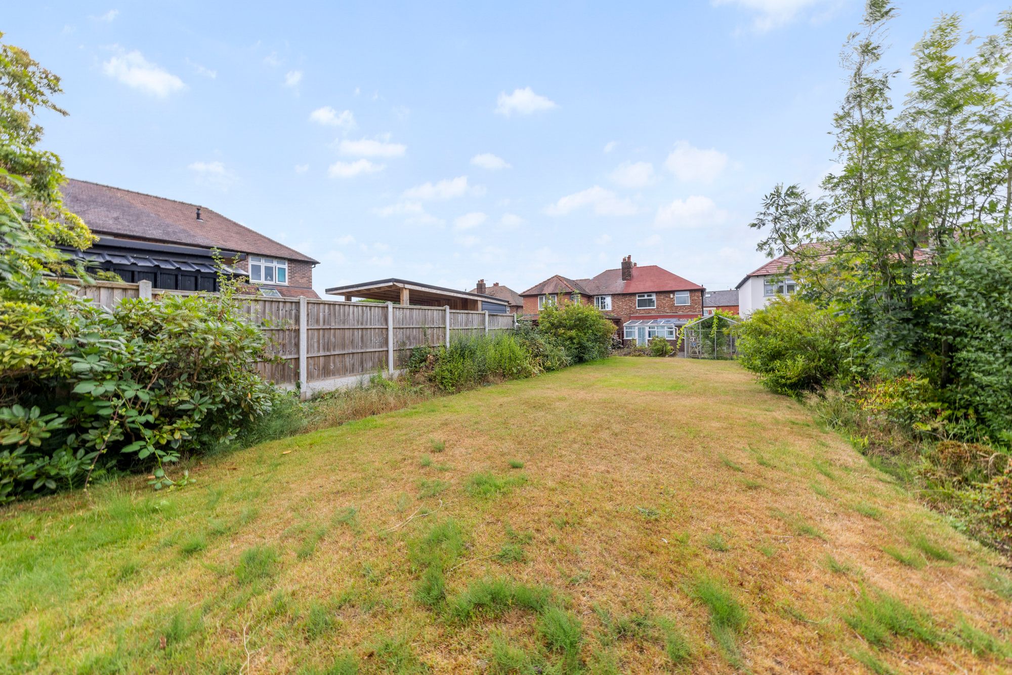 Chester Road, Stockton Heath, WA4