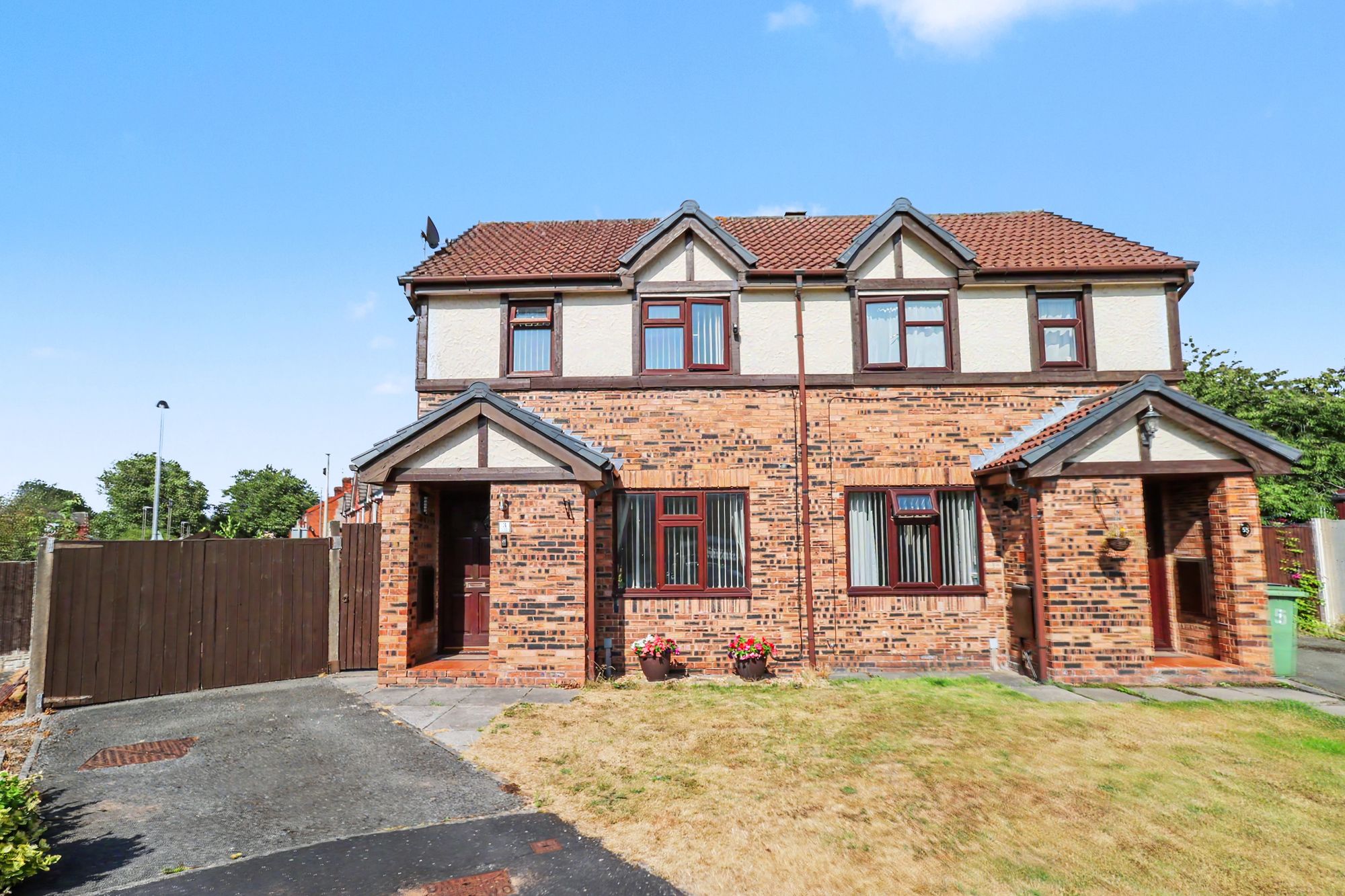 Taylor Close, St. Helens, WA9
