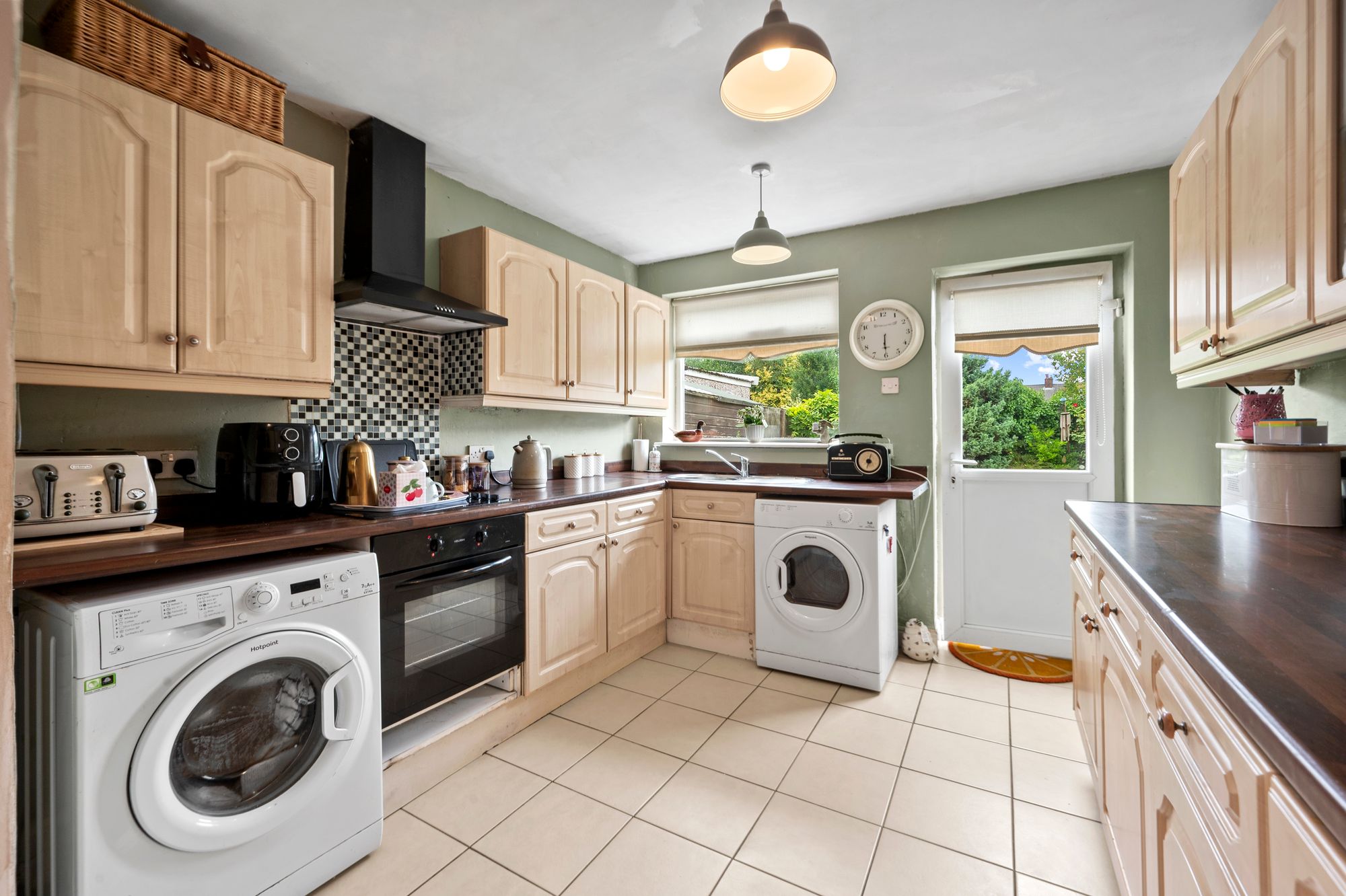 St. Winifred Road, Rainhill, L35