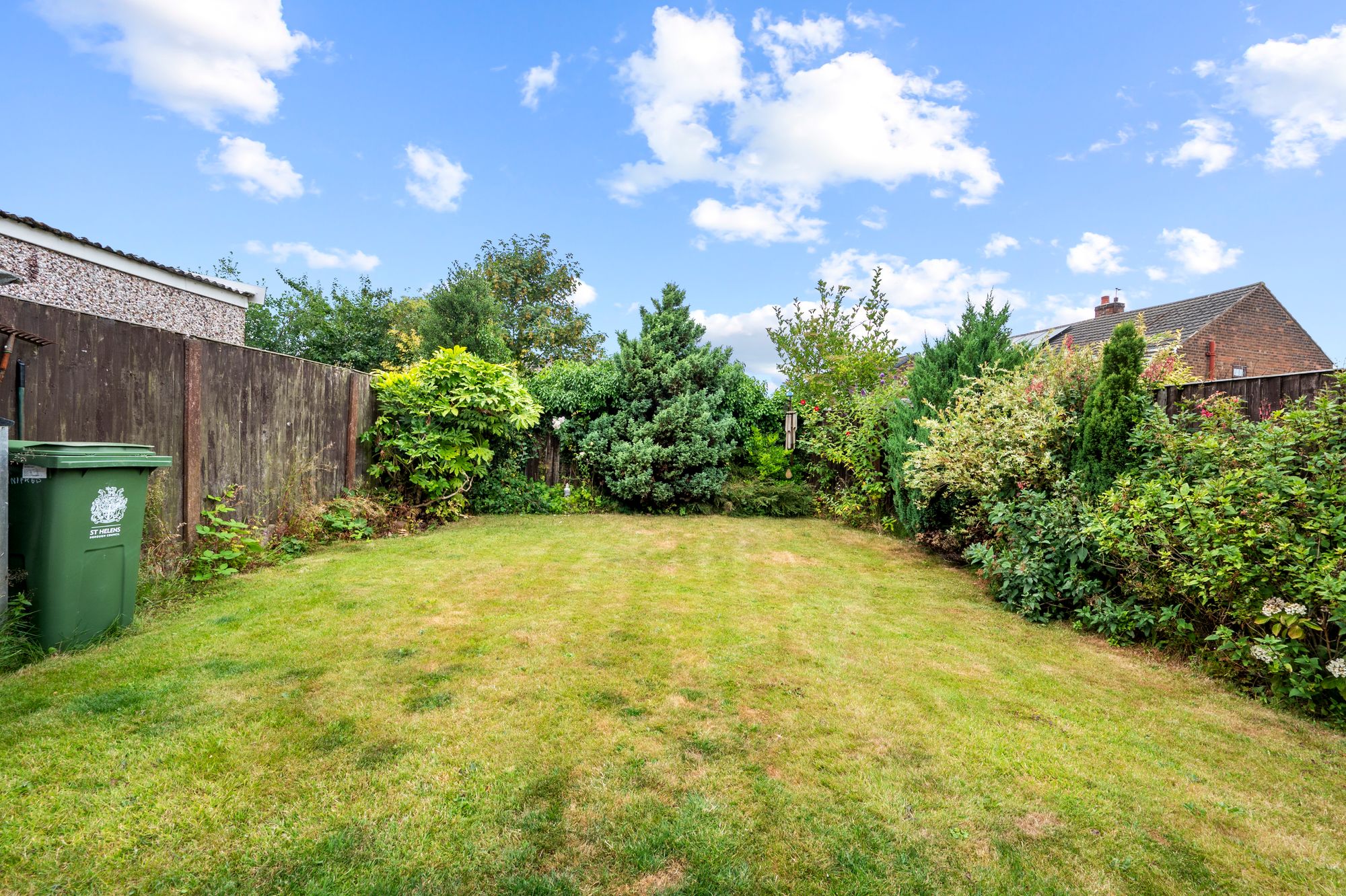 St. Winifred Road, Rainhill, L35