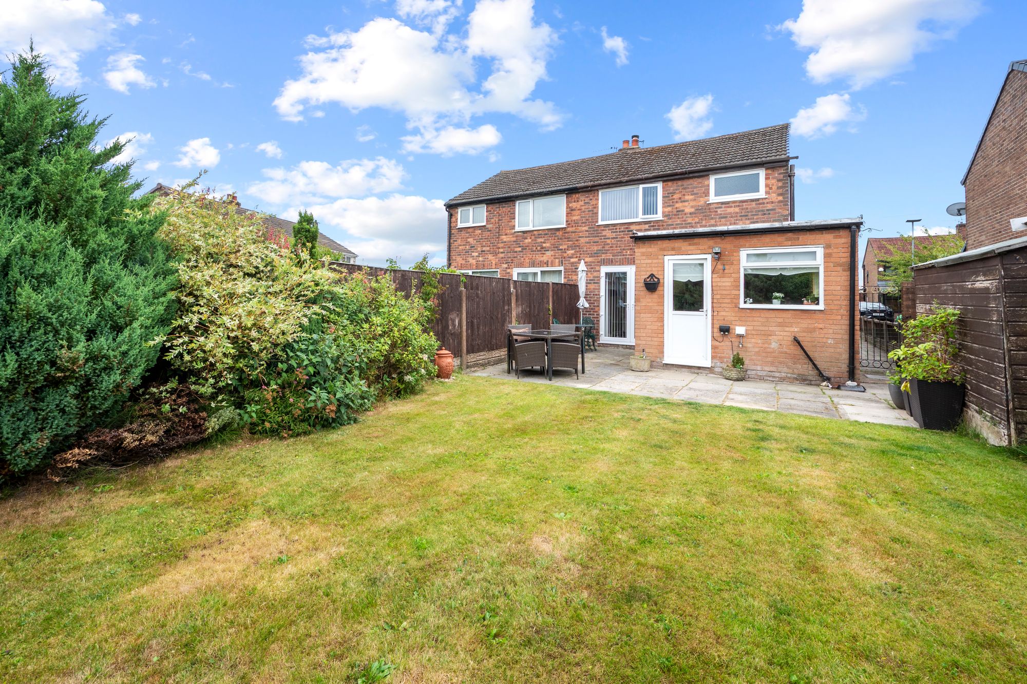 St. Winifred Road, Rainhill, L35