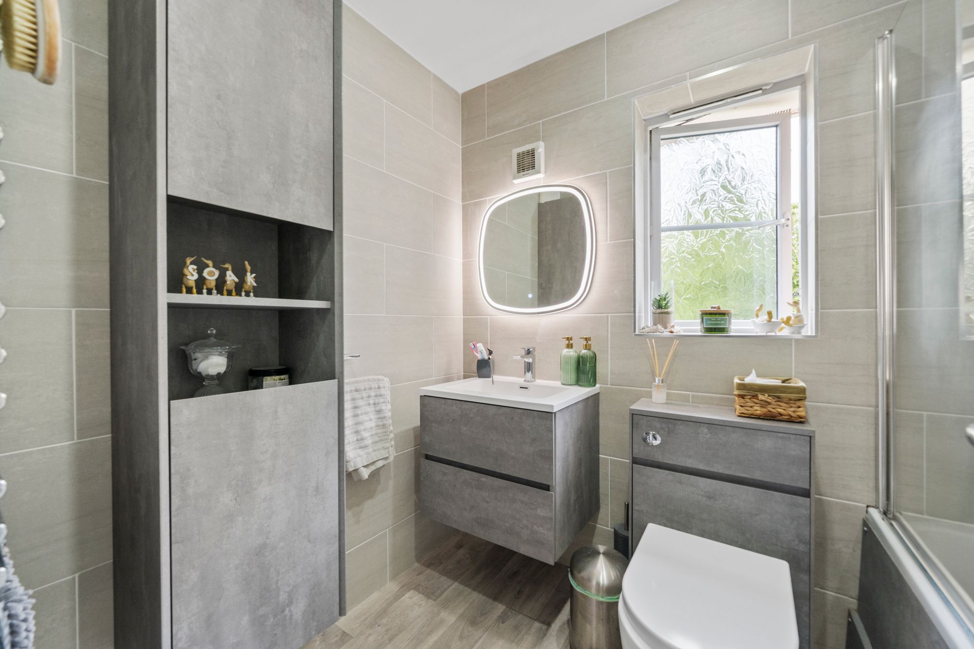 Wateredge Close, Leigh, WN7