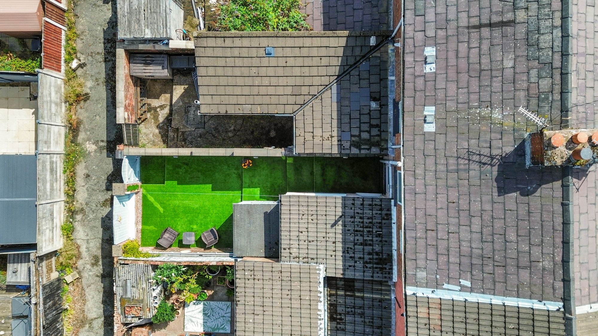 Gladstone Street, St. Helens, WA10