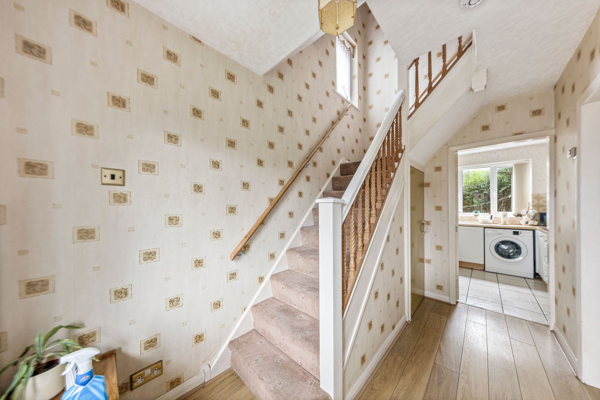 Ronald Drive, Fearnhead, WA2